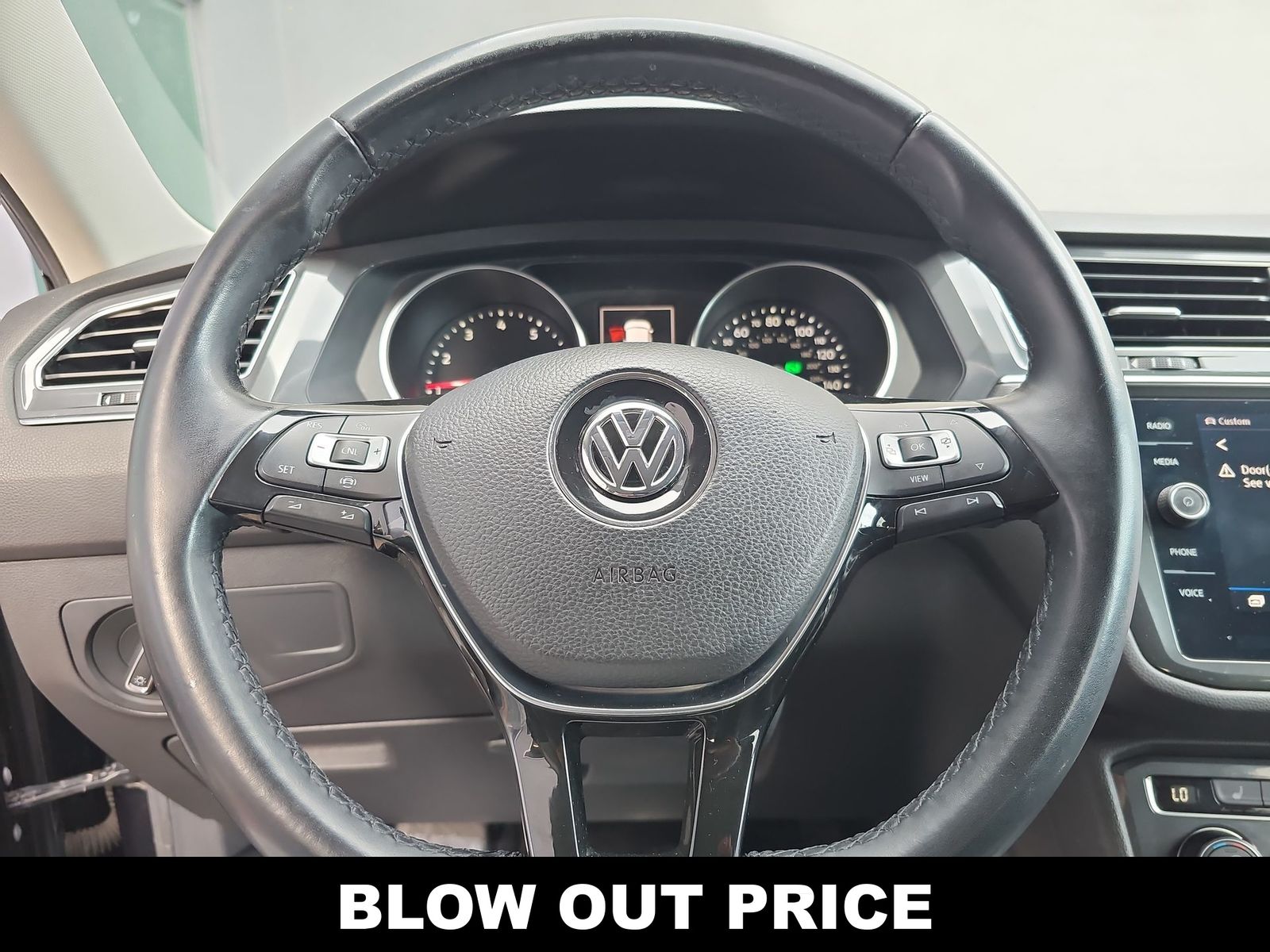 Thumbnail: 2019 Volkswagen Tiguan - 19