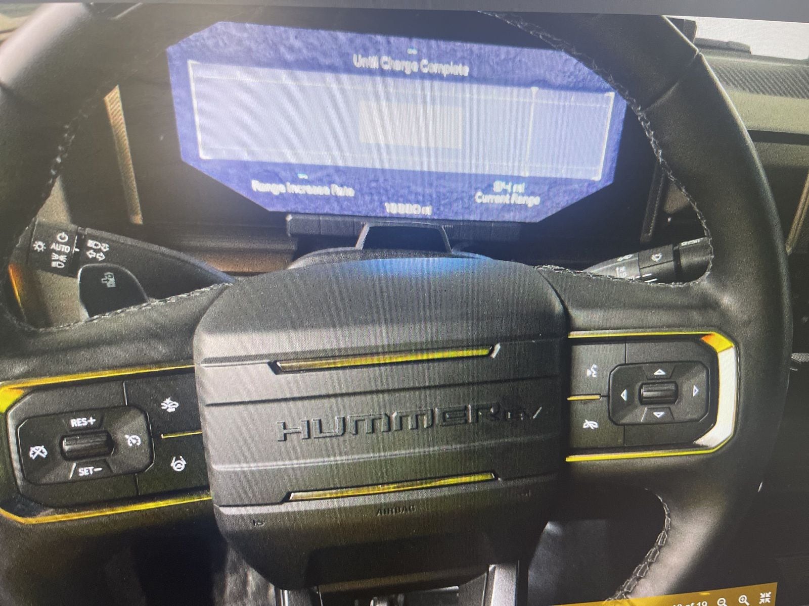 Thumbnail: 2024 GMC Hummer EV - 9