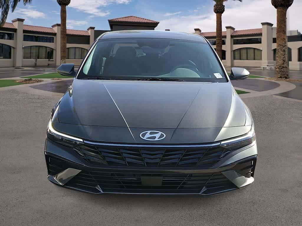 Thumbnail: 2025 Hyundai Elantra - 3