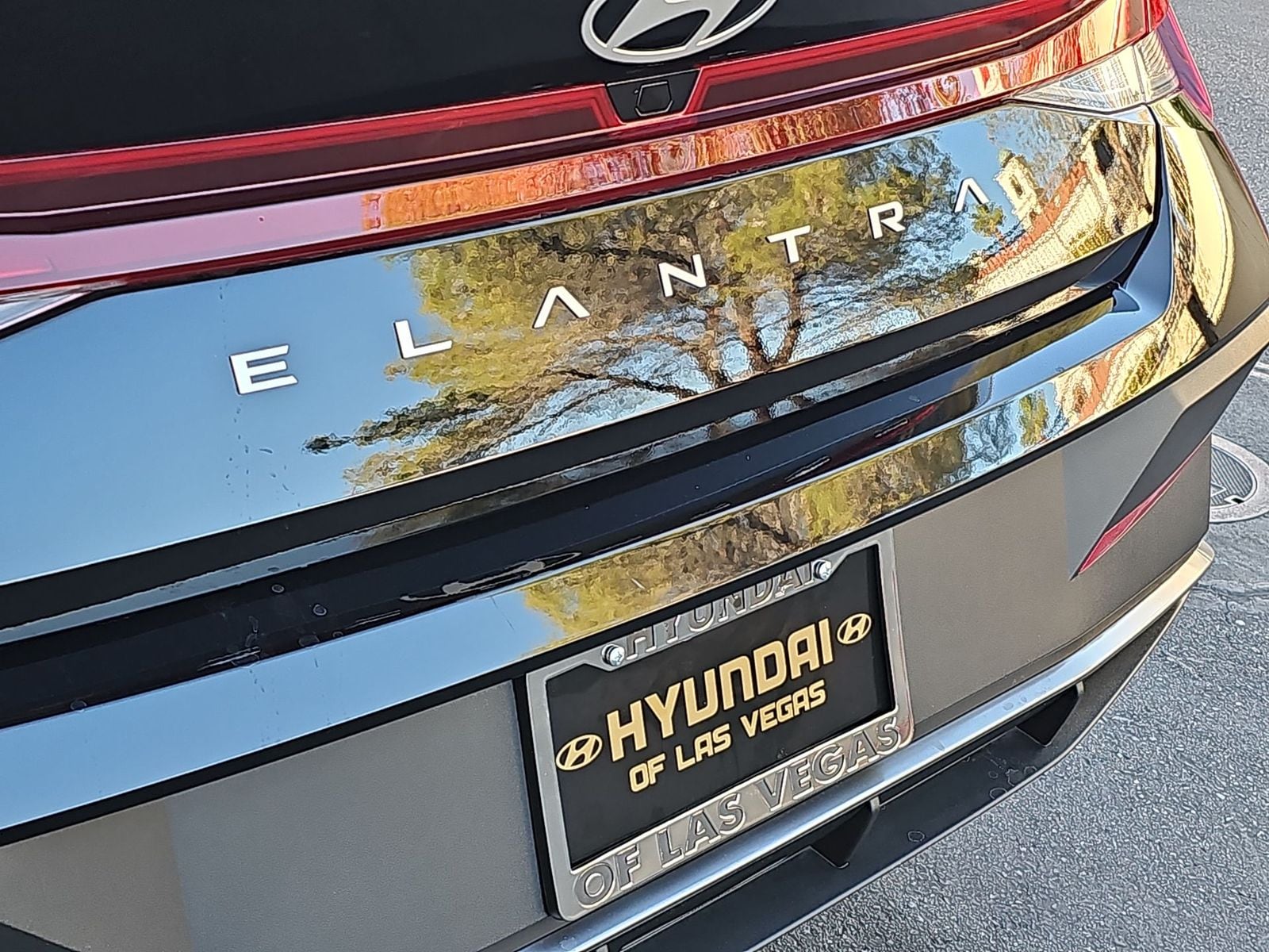 Thumbnail: 2025 Hyundai Elantra - 11
