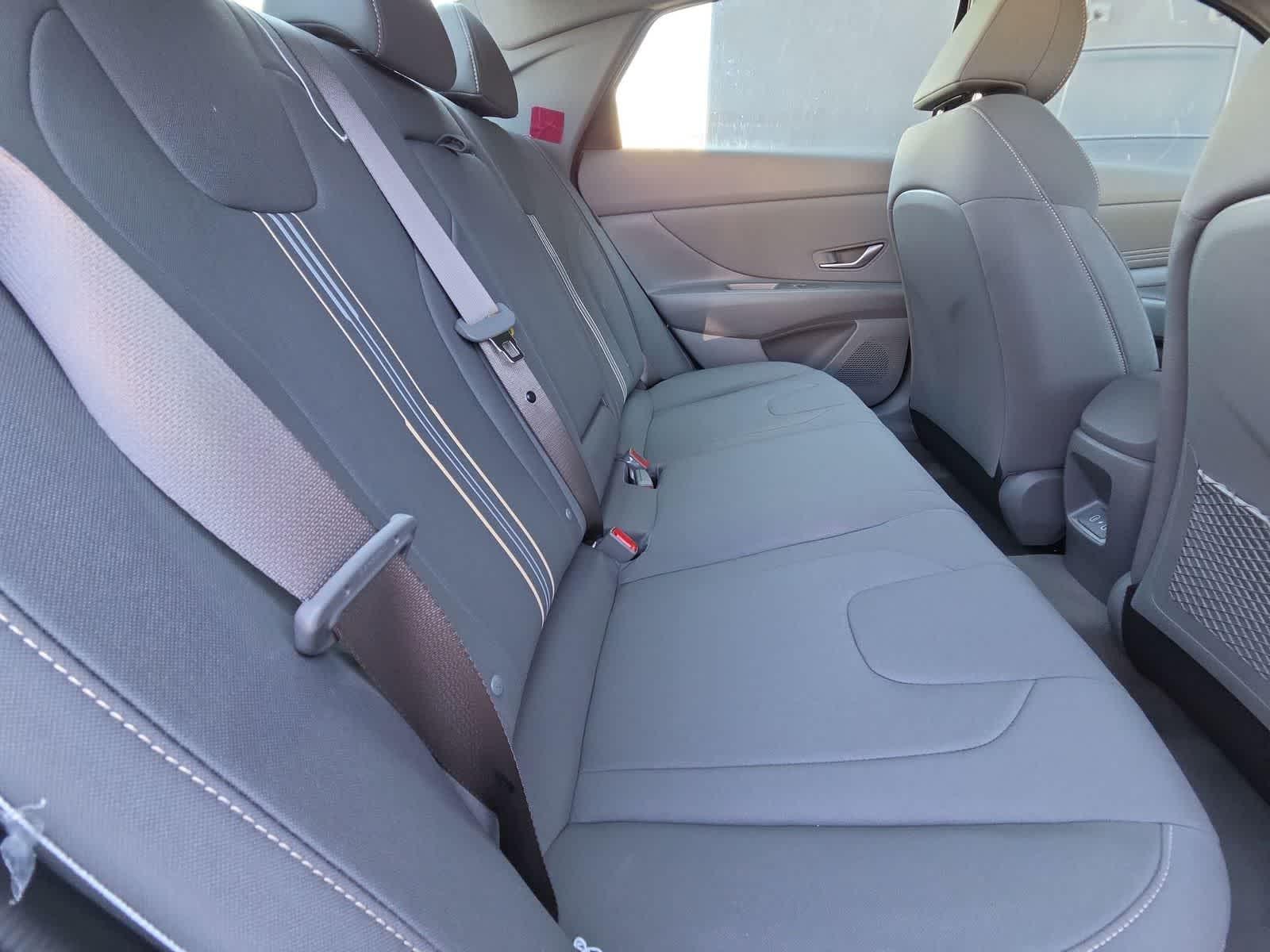 Thumbnail: 2026 Hyundai Elantra - 17