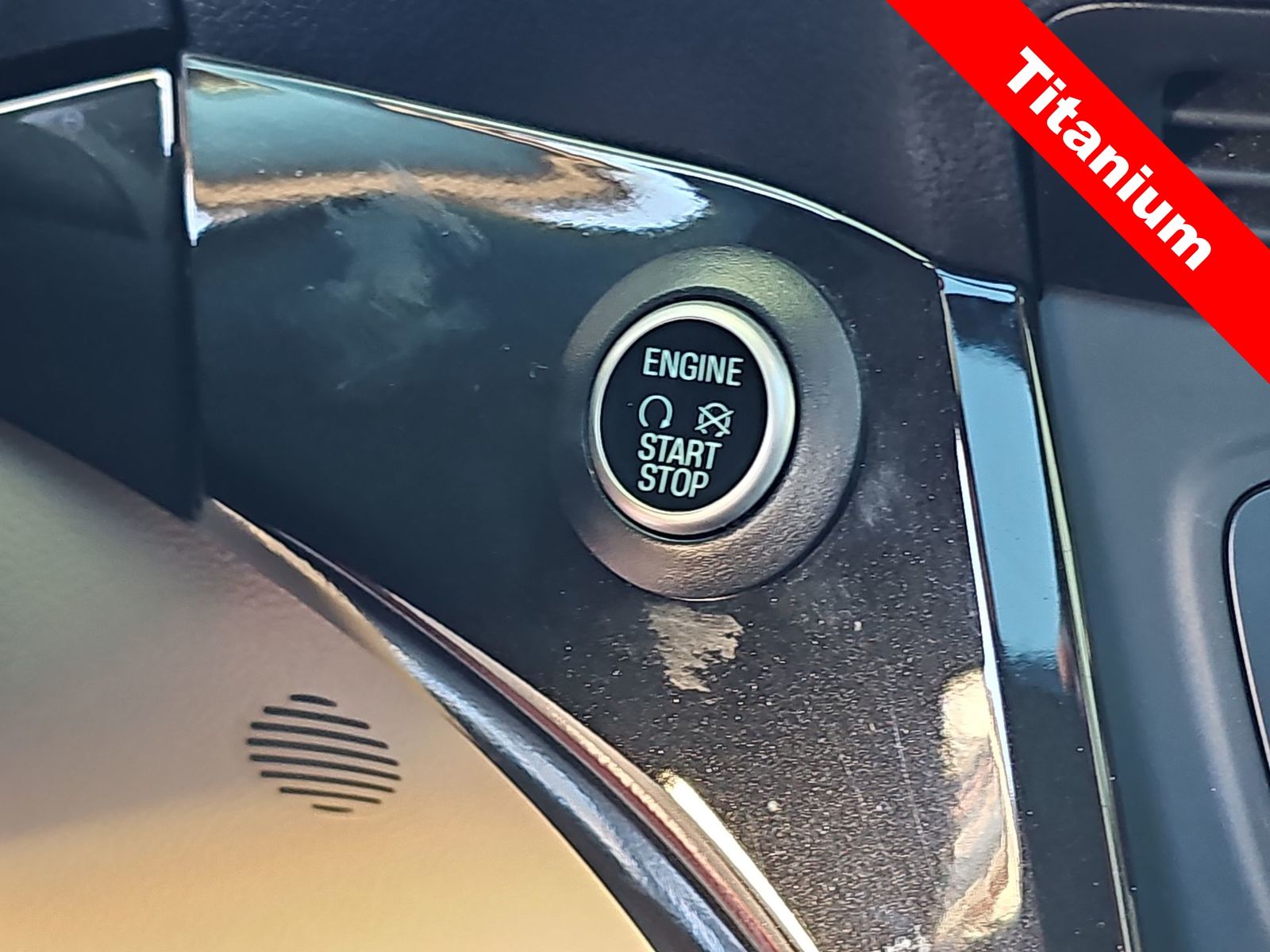 Thumbnail: 2019 Ford Escape - 23