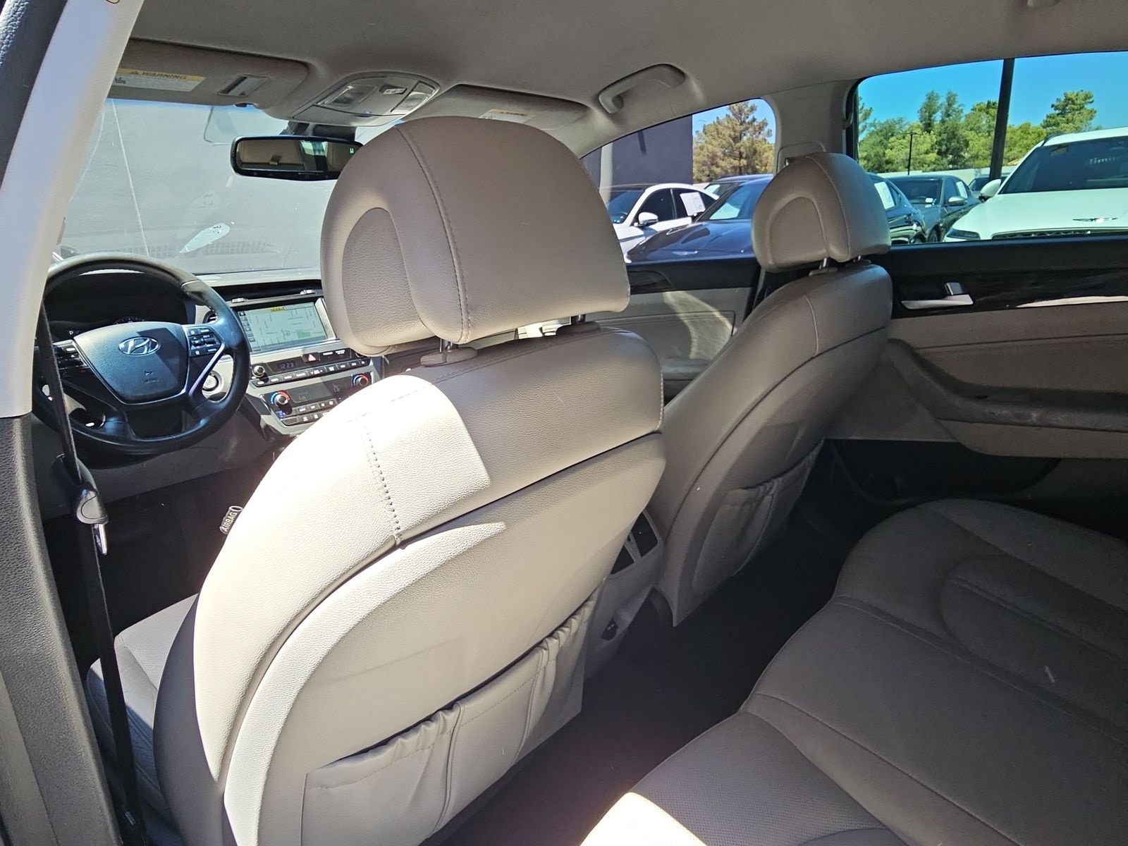 Thumbnail: 2017 Hyundai Sonata - 17