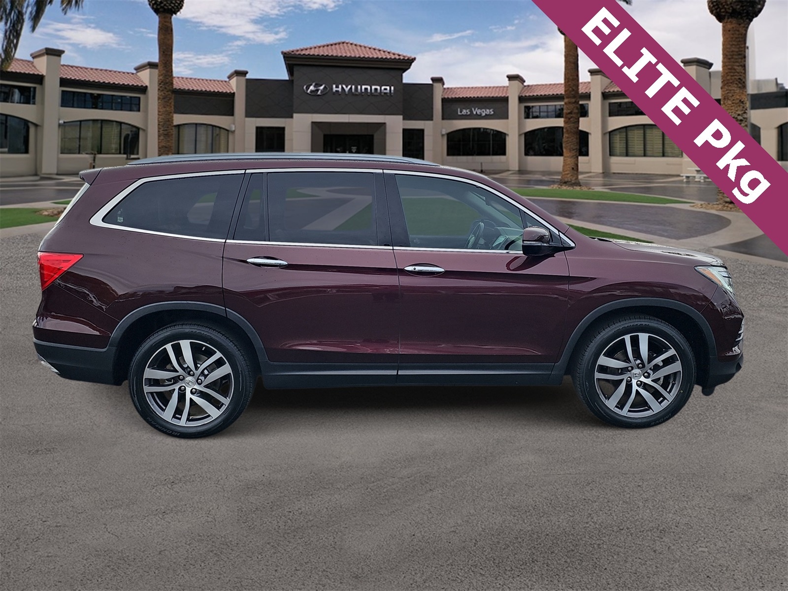 Thumbnail: 2016 Honda Pilot - 9