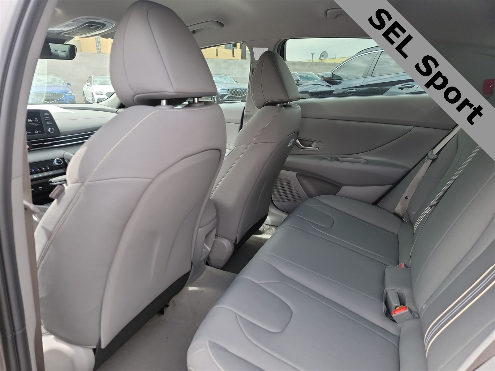 Thumbnail: 2025 Hyundai Elantra - 16