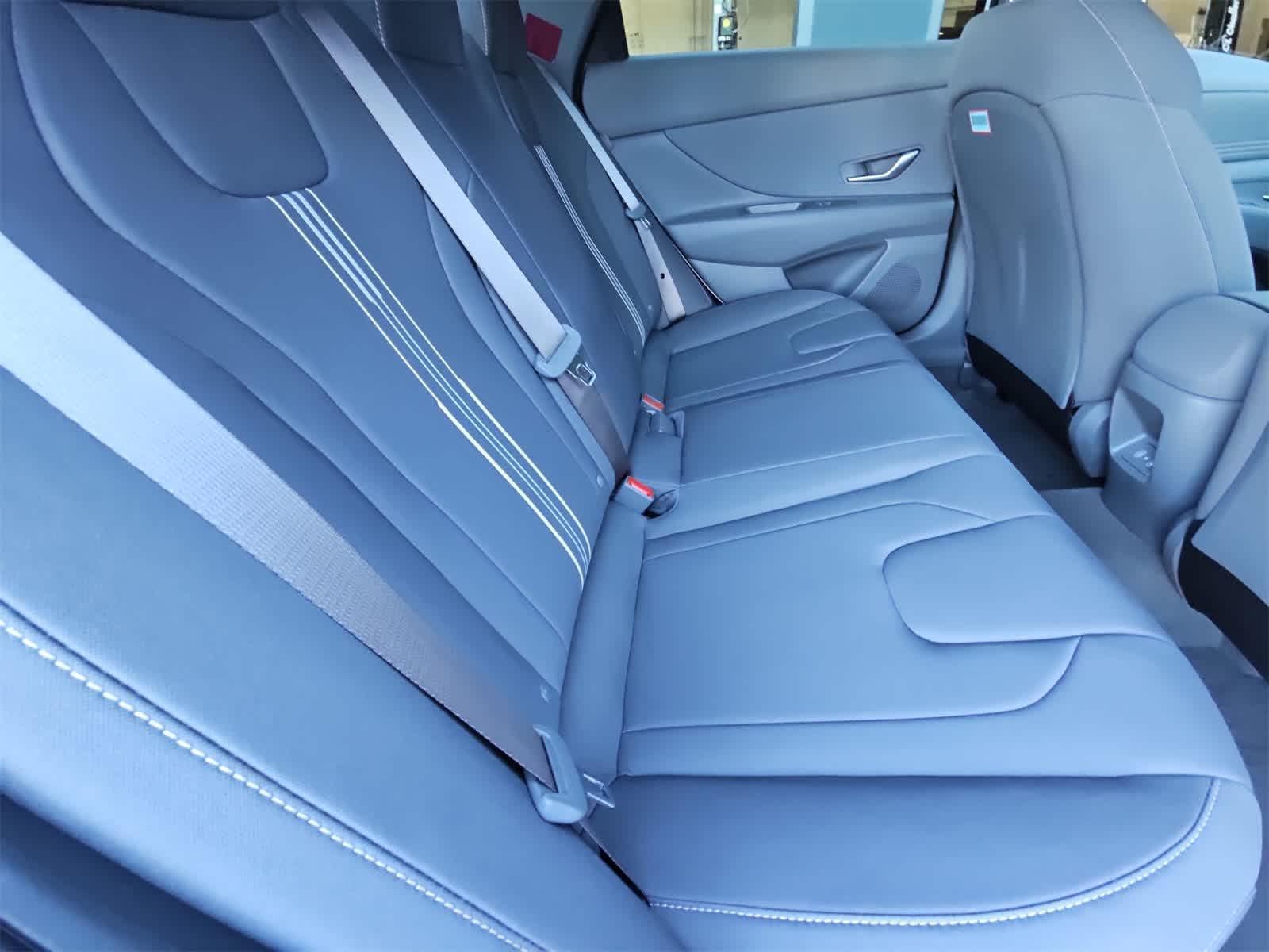 Thumbnail: 2026 Hyundai Elantra - 17