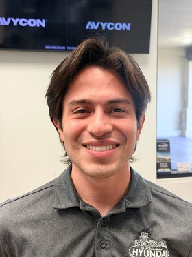 Staff member Miguel Hernandez from ID_a4ec4c