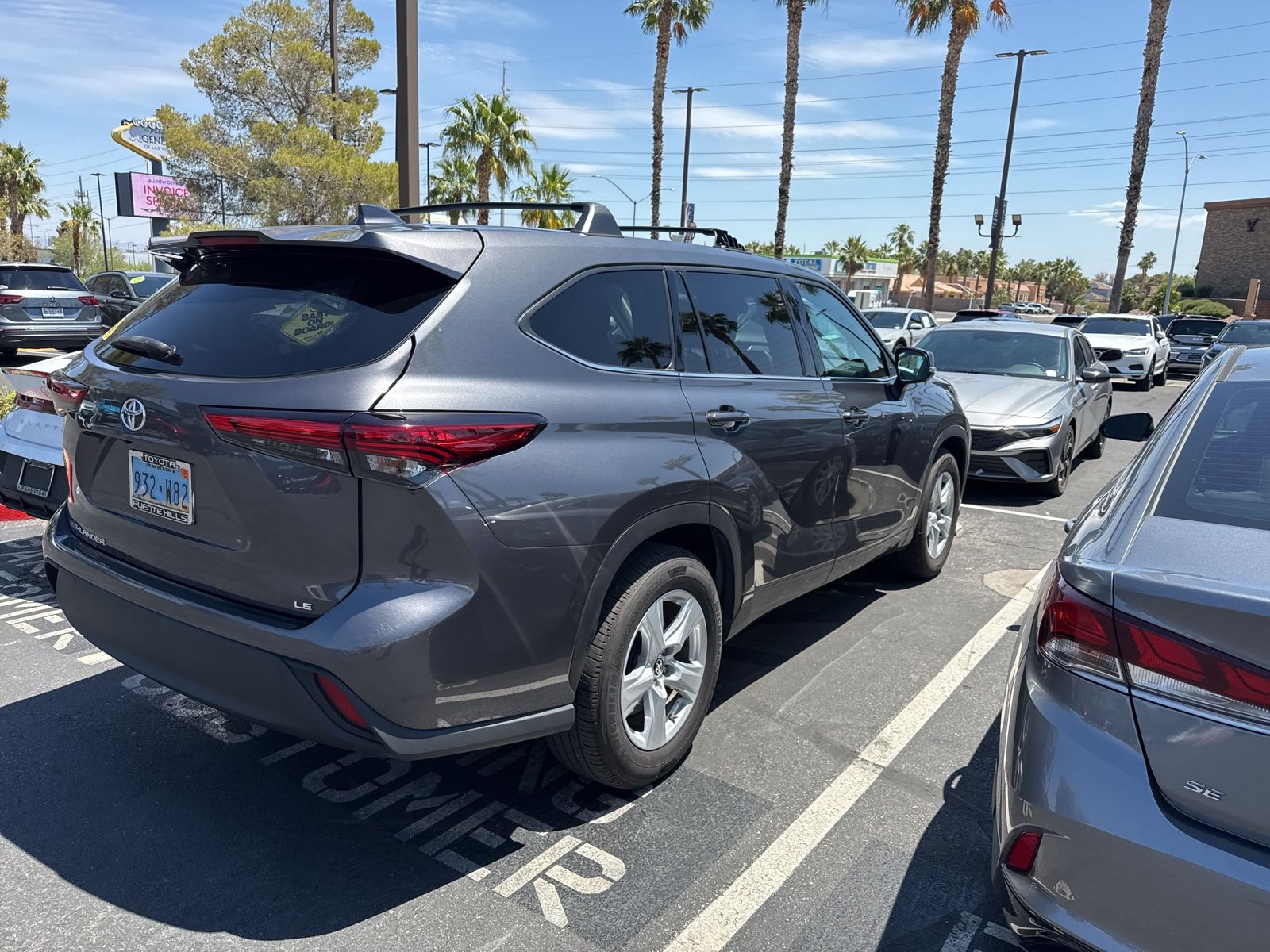 Thumbnail: 2021 Toyota Highlander - 5