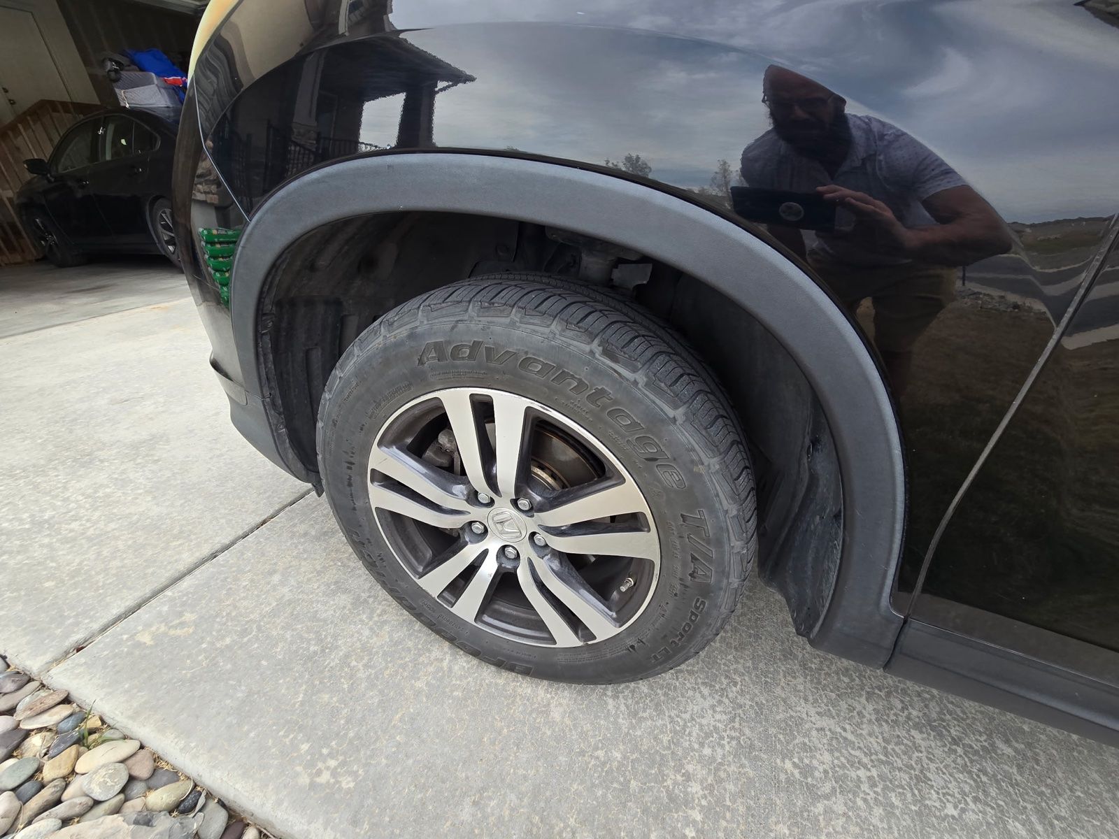Thumbnail: 2017 Honda Pilot - 2