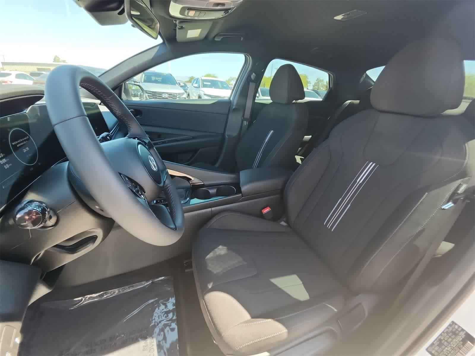 Thumbnail: 2025 Hyundai Elantra - 15