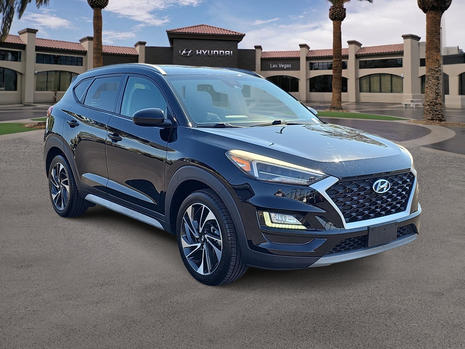 Thumbnail: 2020 Hyundai Tucson - 3