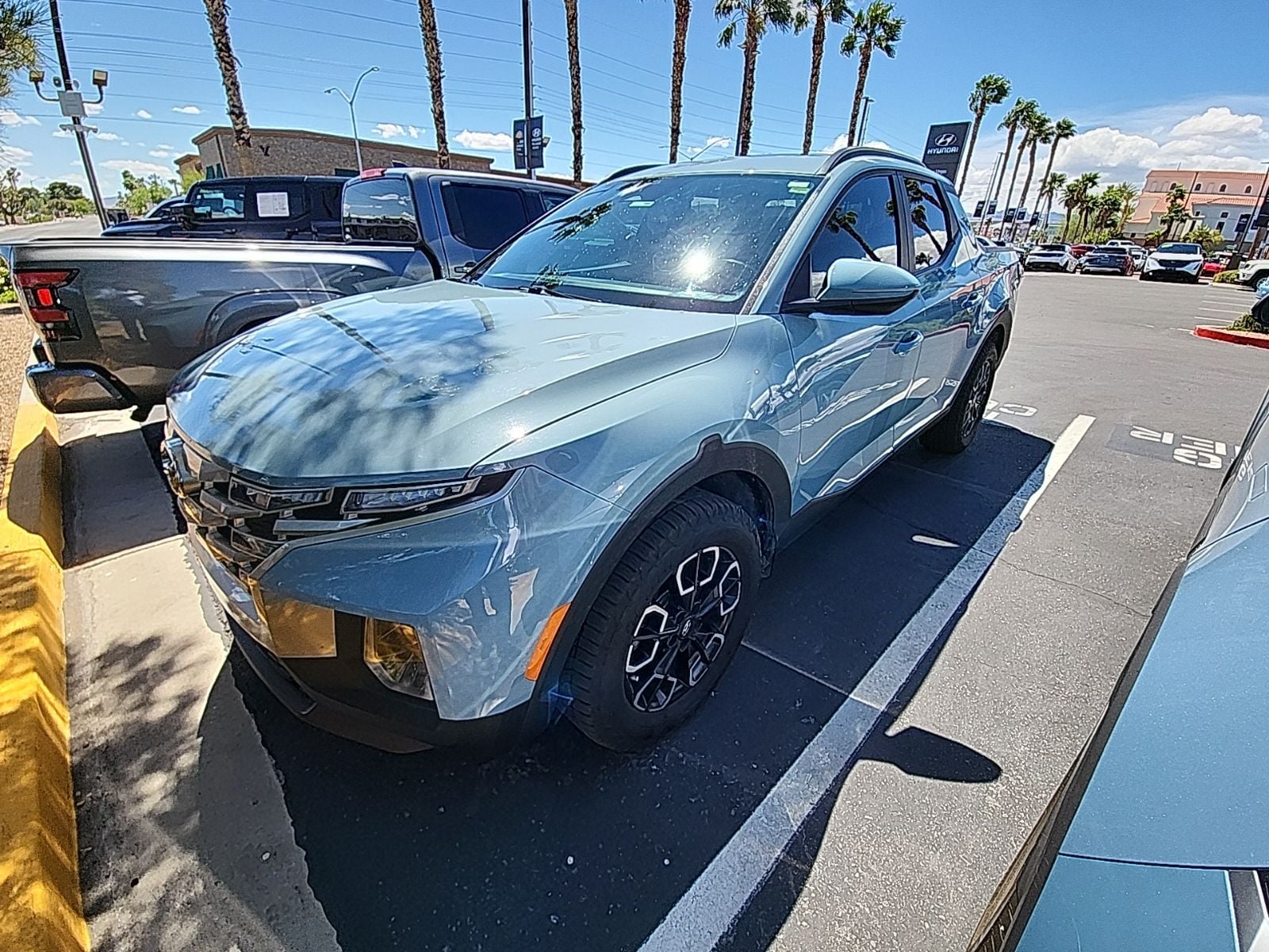 Thumbnail: 2022 Hyundai Santa Cruz - 2