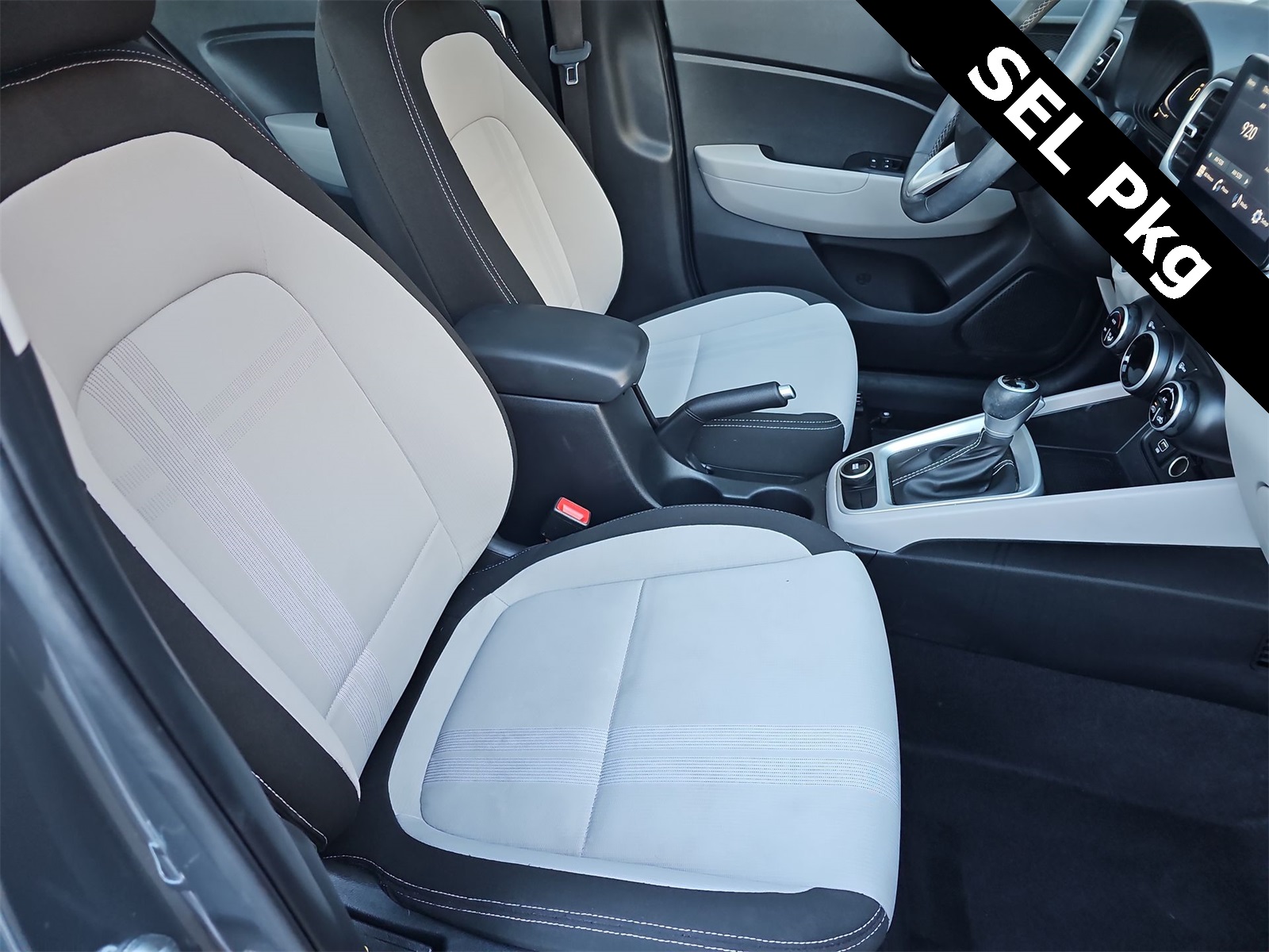 Thumbnail: 2024 Hyundai Venue - 18