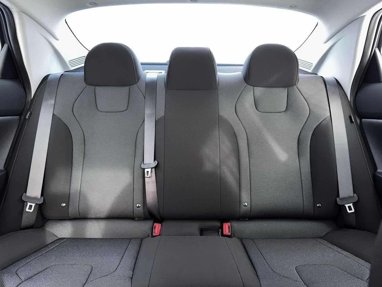 Thumbnail: 2026 Hyundai Elantra - 16