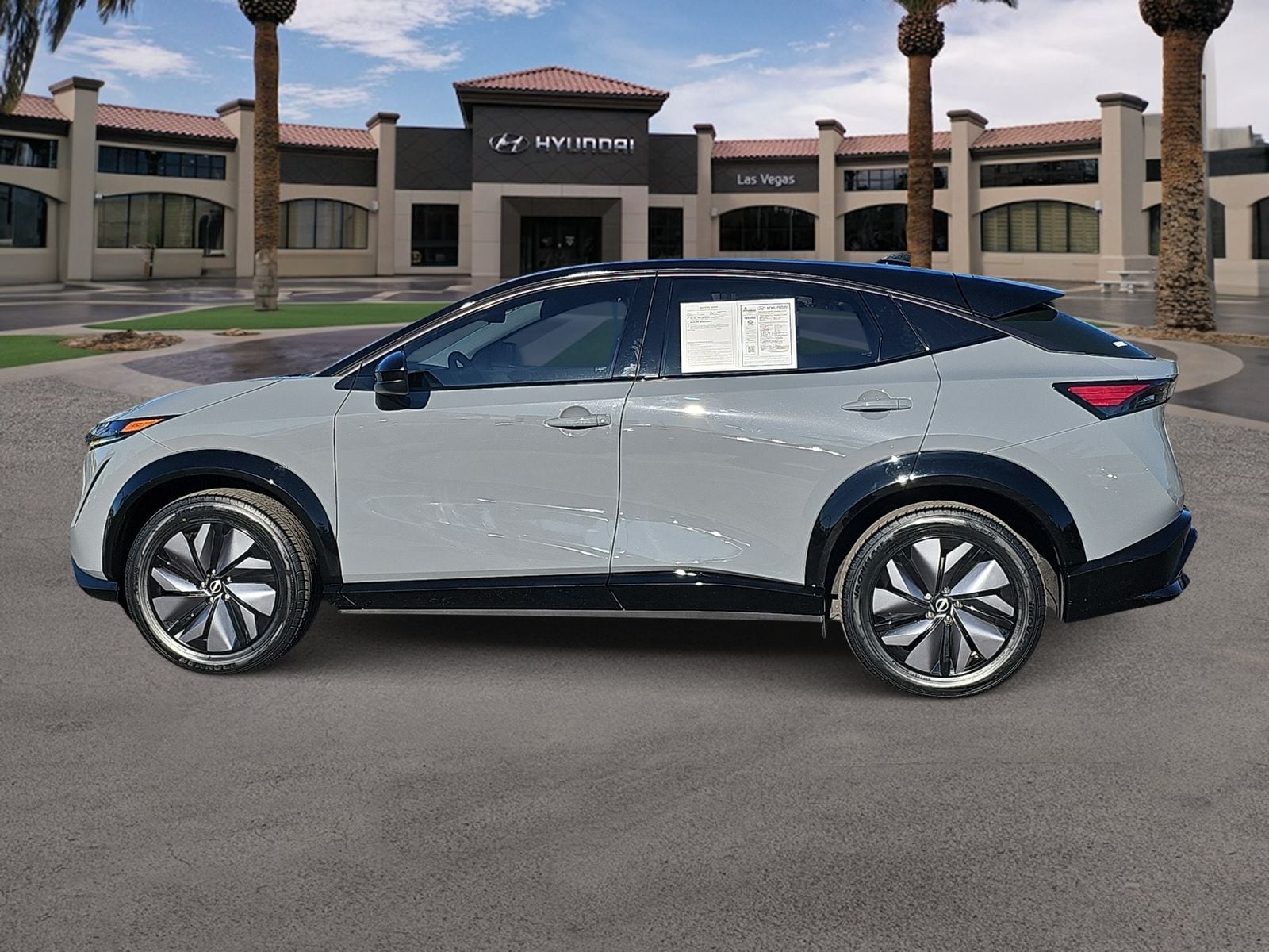 Thumbnail: 2023 Nissan Ariya - 5