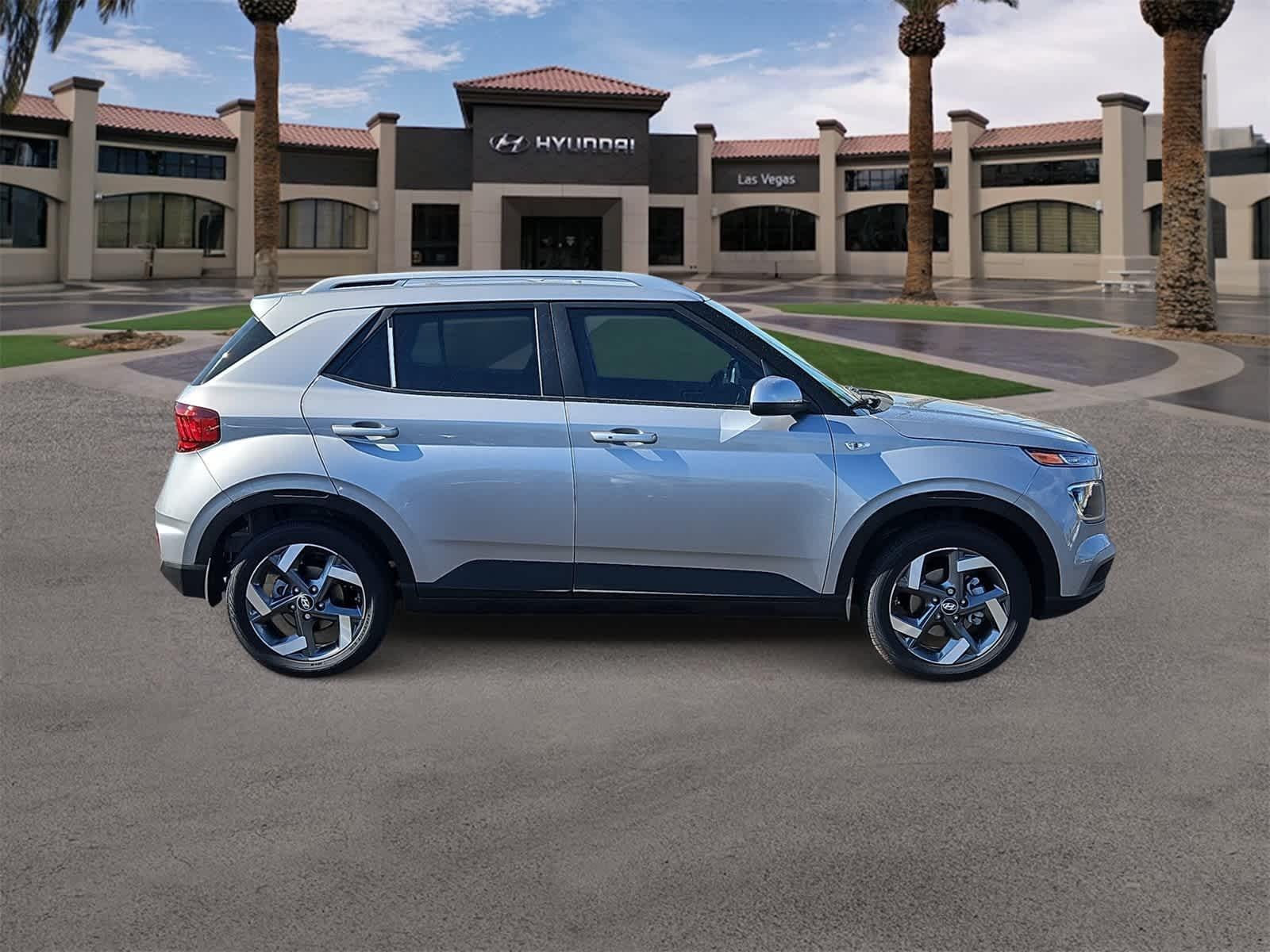 Thumbnail: 2025 Hyundai Venue - 9