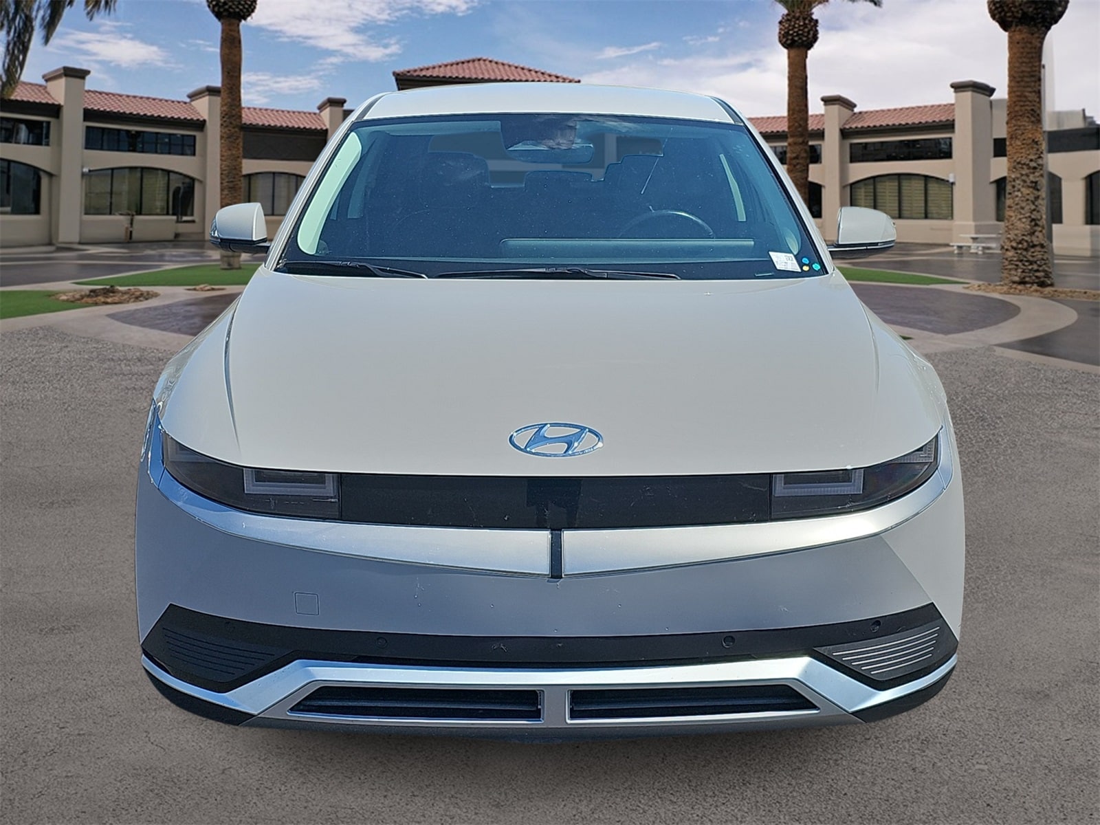 Thumbnail: 2022 Hyundai Ioniq 5 - 3