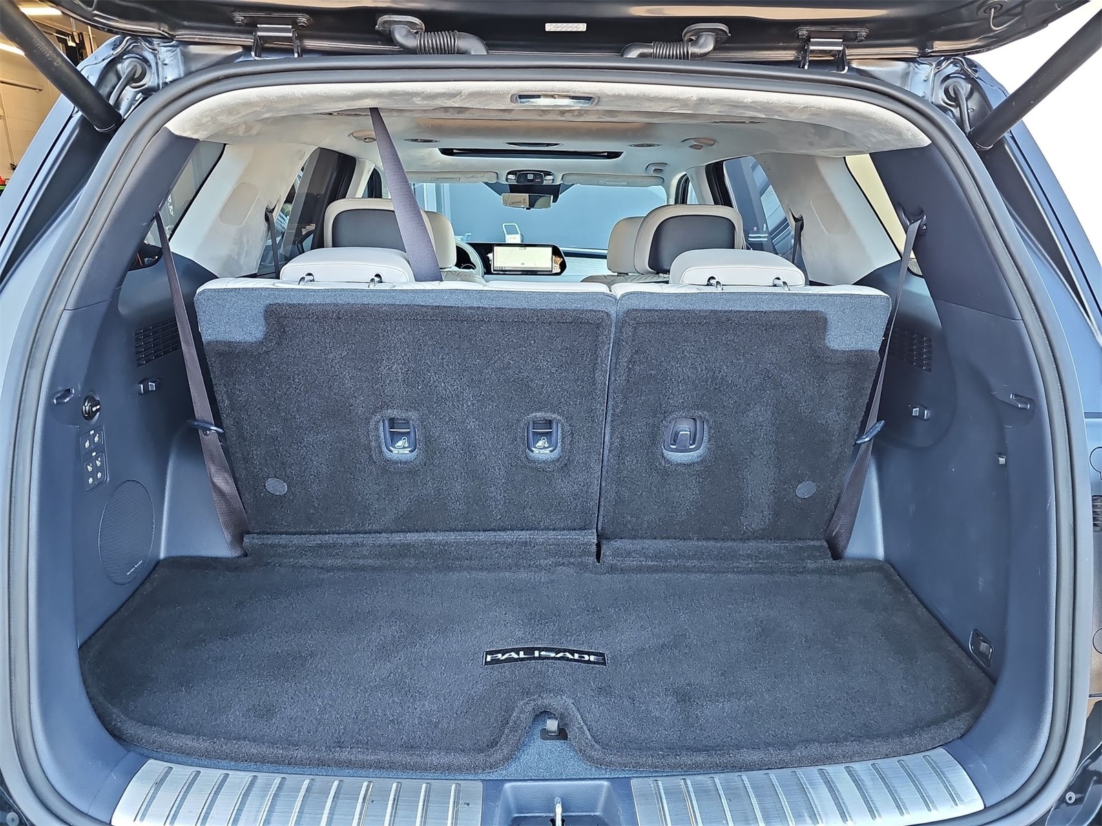 Thumbnail: 2023 Hyundai Palisade - 23