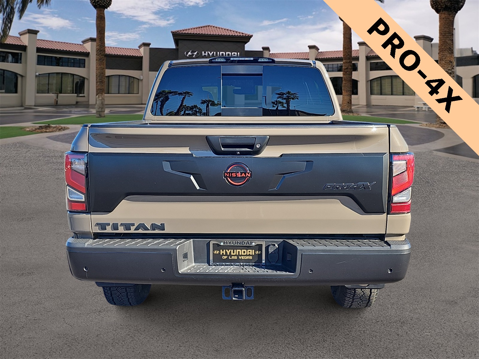 Thumbnail: 2024 Nissan Titan - 7