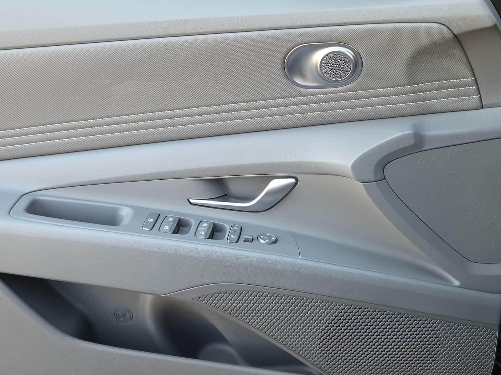 Thumbnail: 2026 Hyundai Elantra - 28
