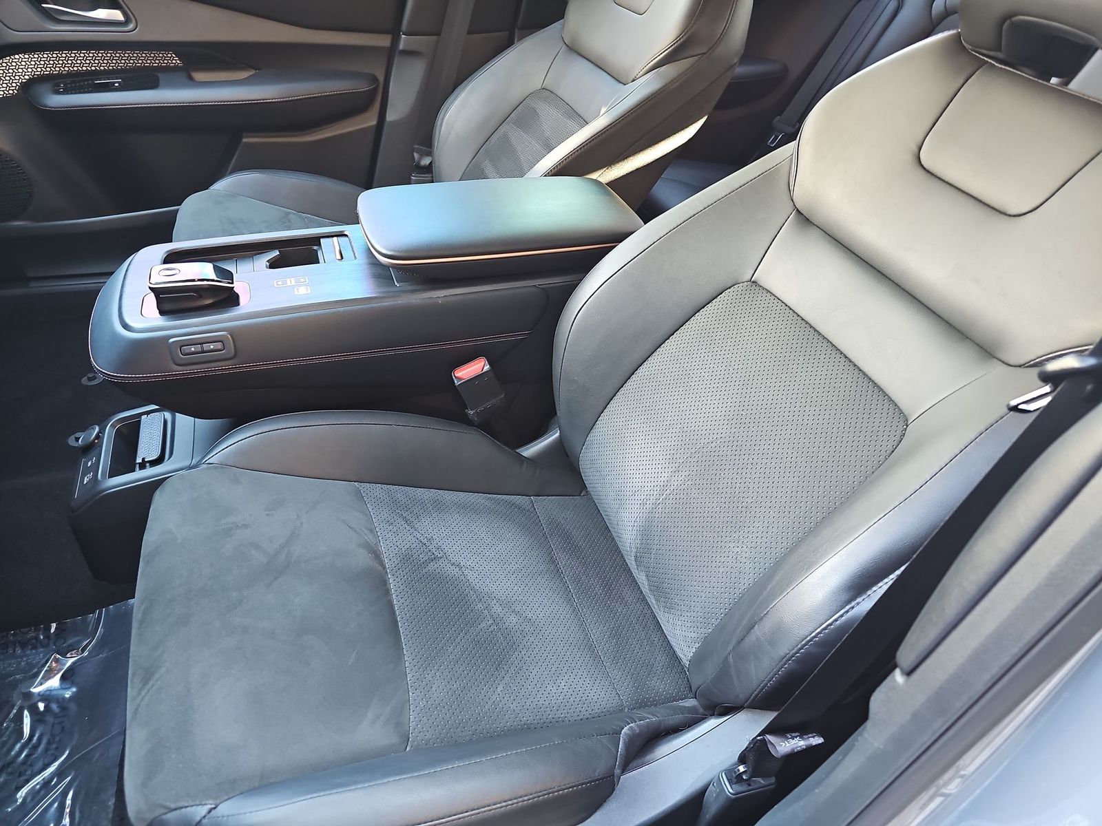 Thumbnail: 2023 Nissan Ariya - 15