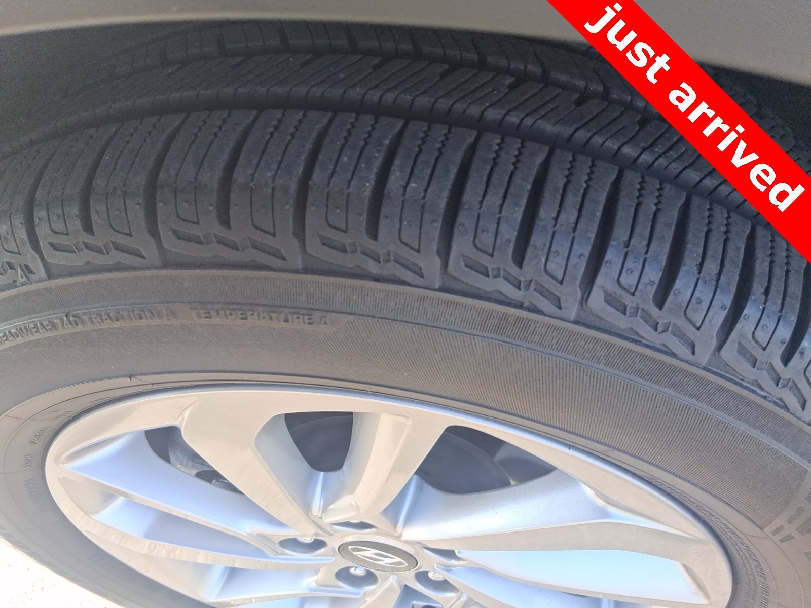 Thumbnail: 2016 Hyundai Tucson - 6