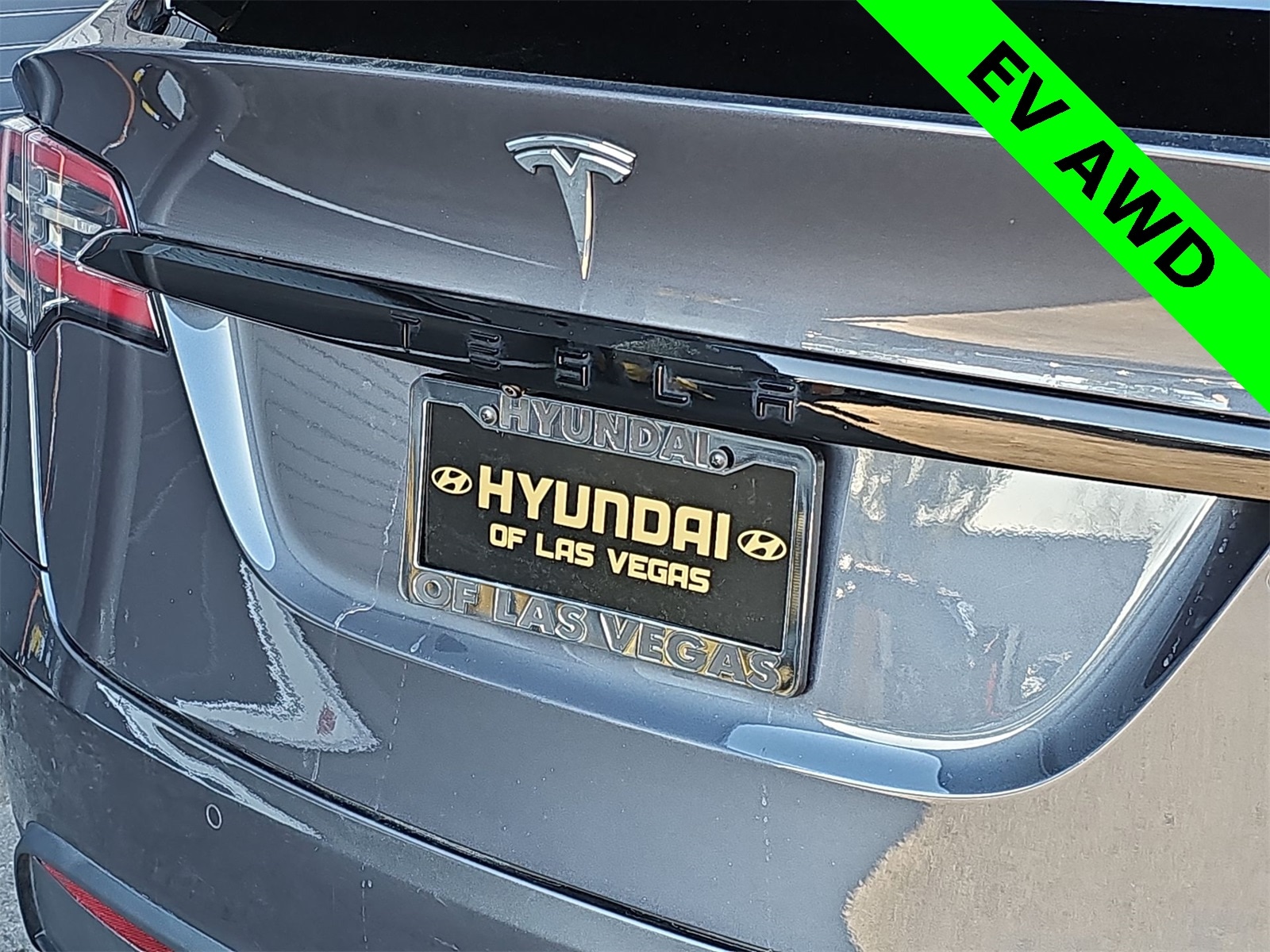 Thumbnail: 2023 Tesla Model X - 11