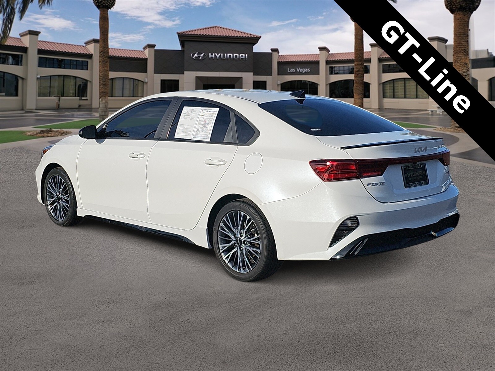 Thumbnail: 2023 Kia Forte - 6