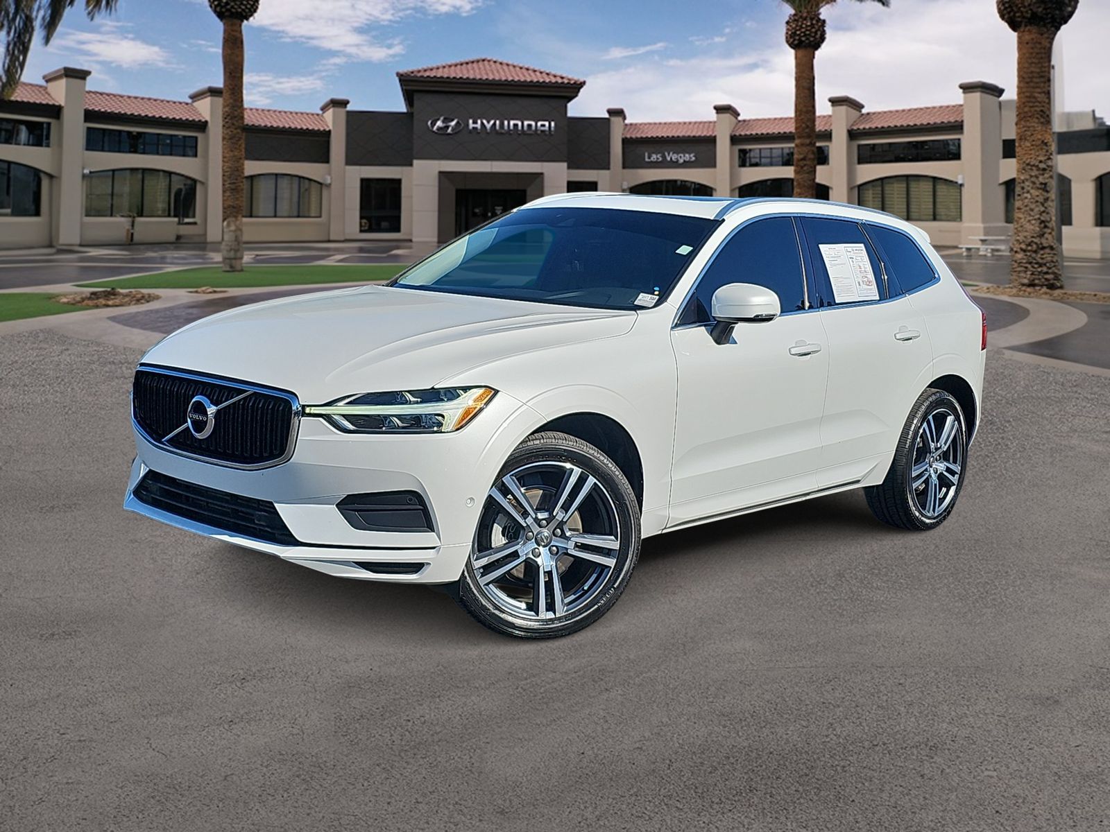 2018 Volvo XC60 T5 Momentum AWD's photo