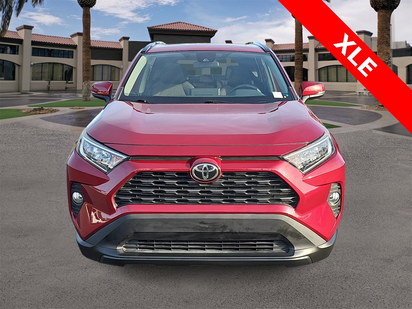 Thumbnail: 2019 Toyota RAV4 - 3