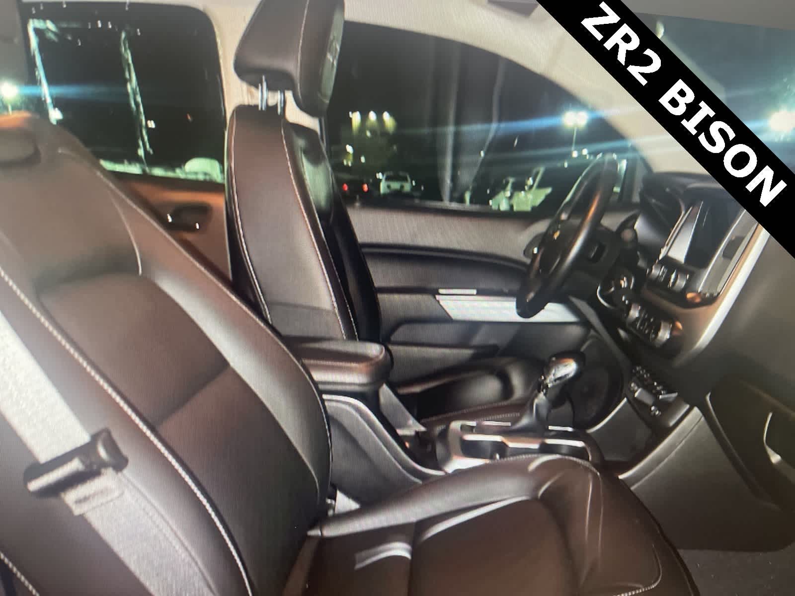 Thumbnail: 2022 Chevrolet Colorado - 11