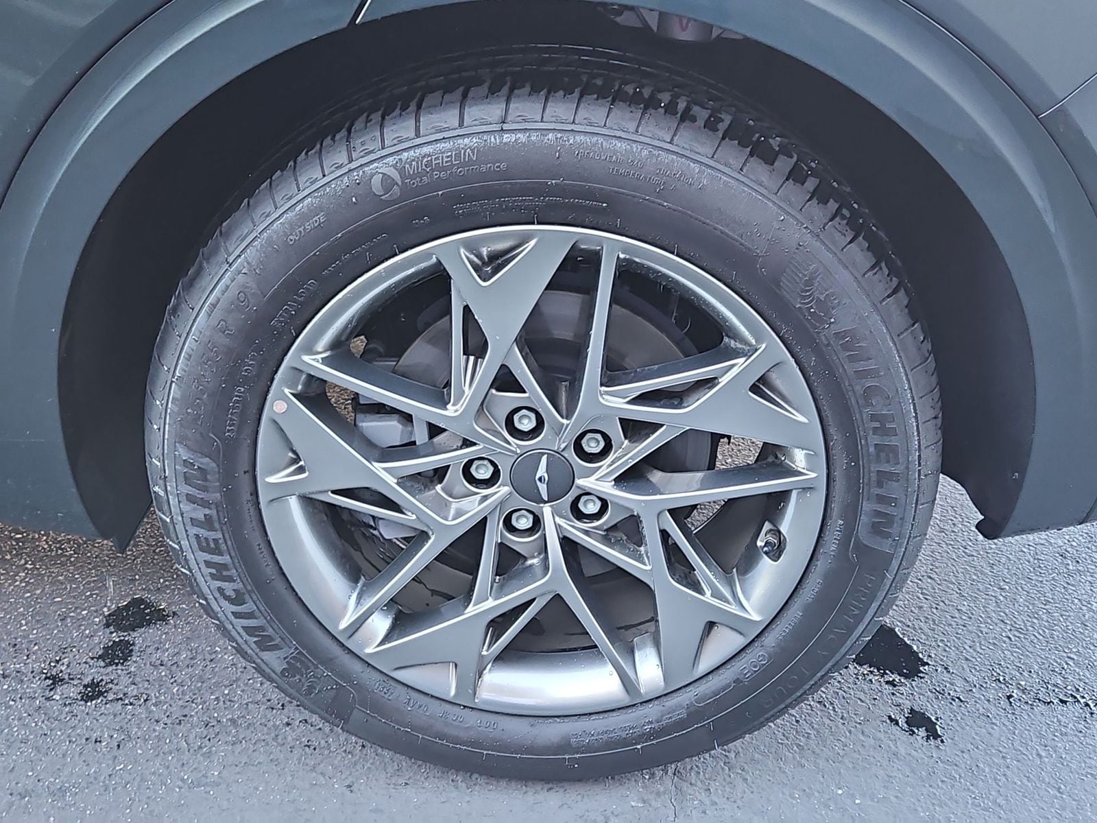 Thumbnail: 2022 Genesis GV70 - 12