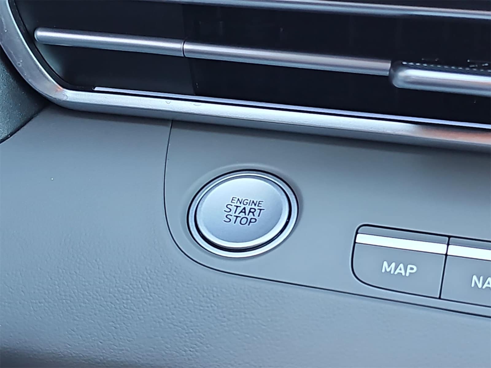 Thumbnail: 2024 Hyundai Elantra - 24