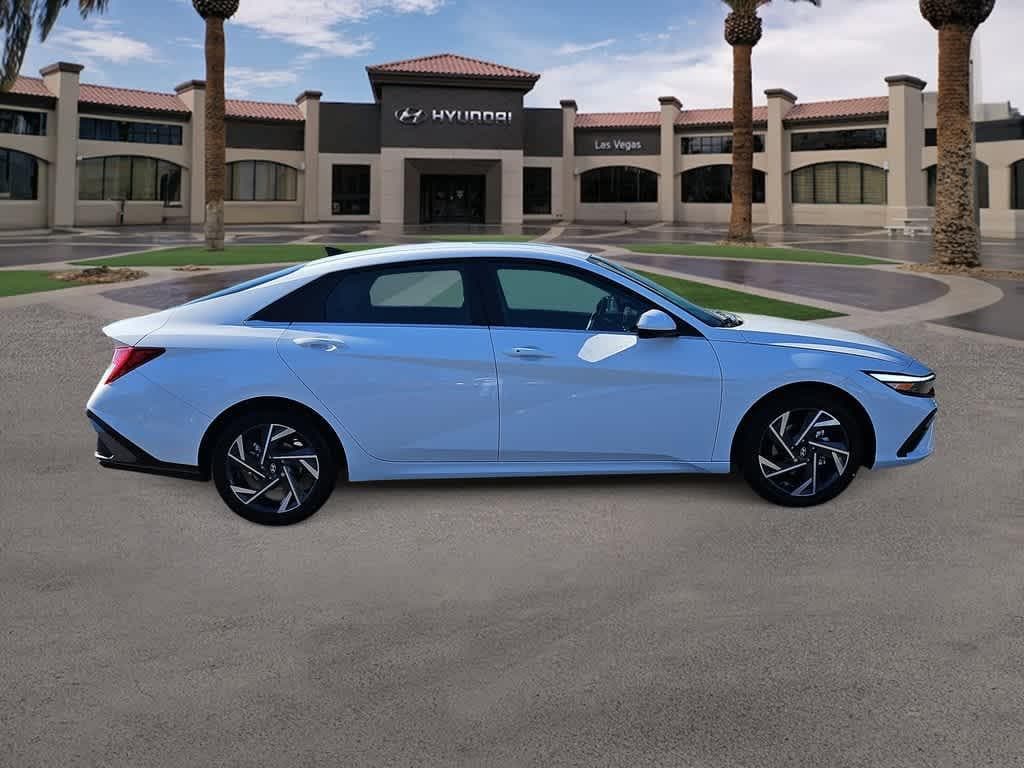 Thumbnail: 2025 Hyundai Elantra - 9