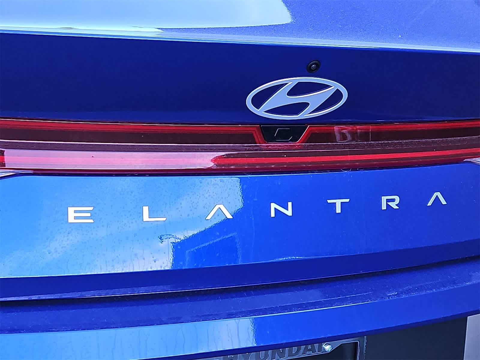 Thumbnail: 2025 Hyundai Elantra - 11