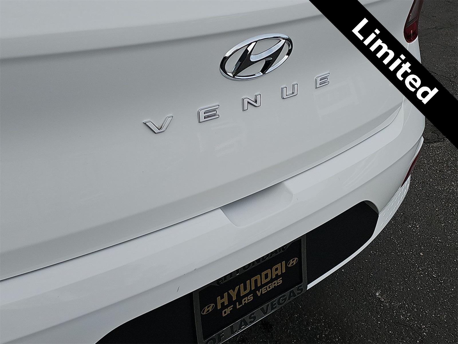 Thumbnail: 2024 Hyundai Venue - 11