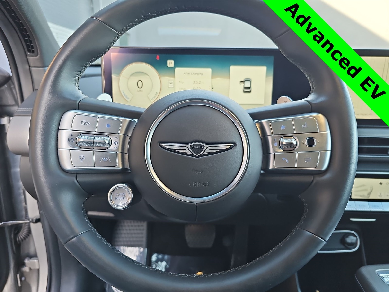 Thumbnail: 2025 Genesis GV60 - 19