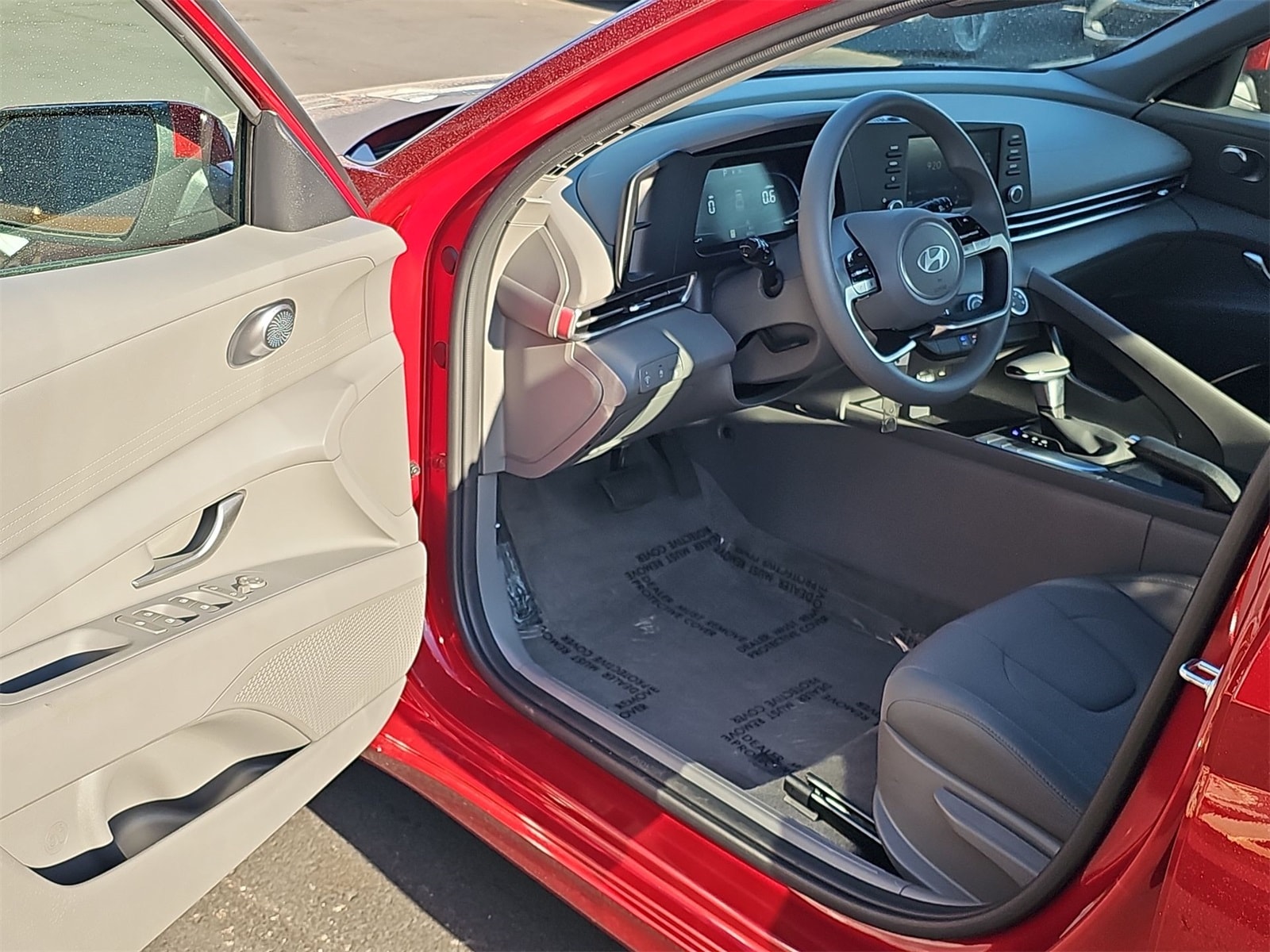 Thumbnail: 2024 Hyundai Elantra - 10