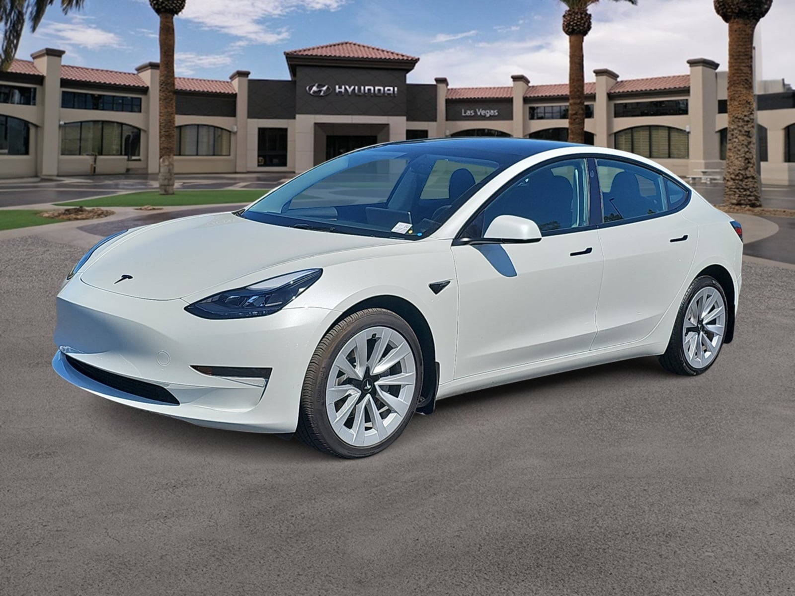 Thumbnail: 2023 Tesla Model 3 - 5