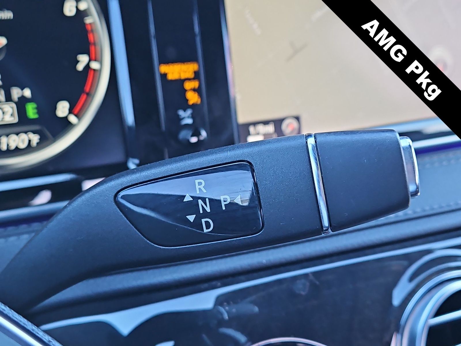 Thumbnail: 2015 Mercedes-Benz S-Class - 21