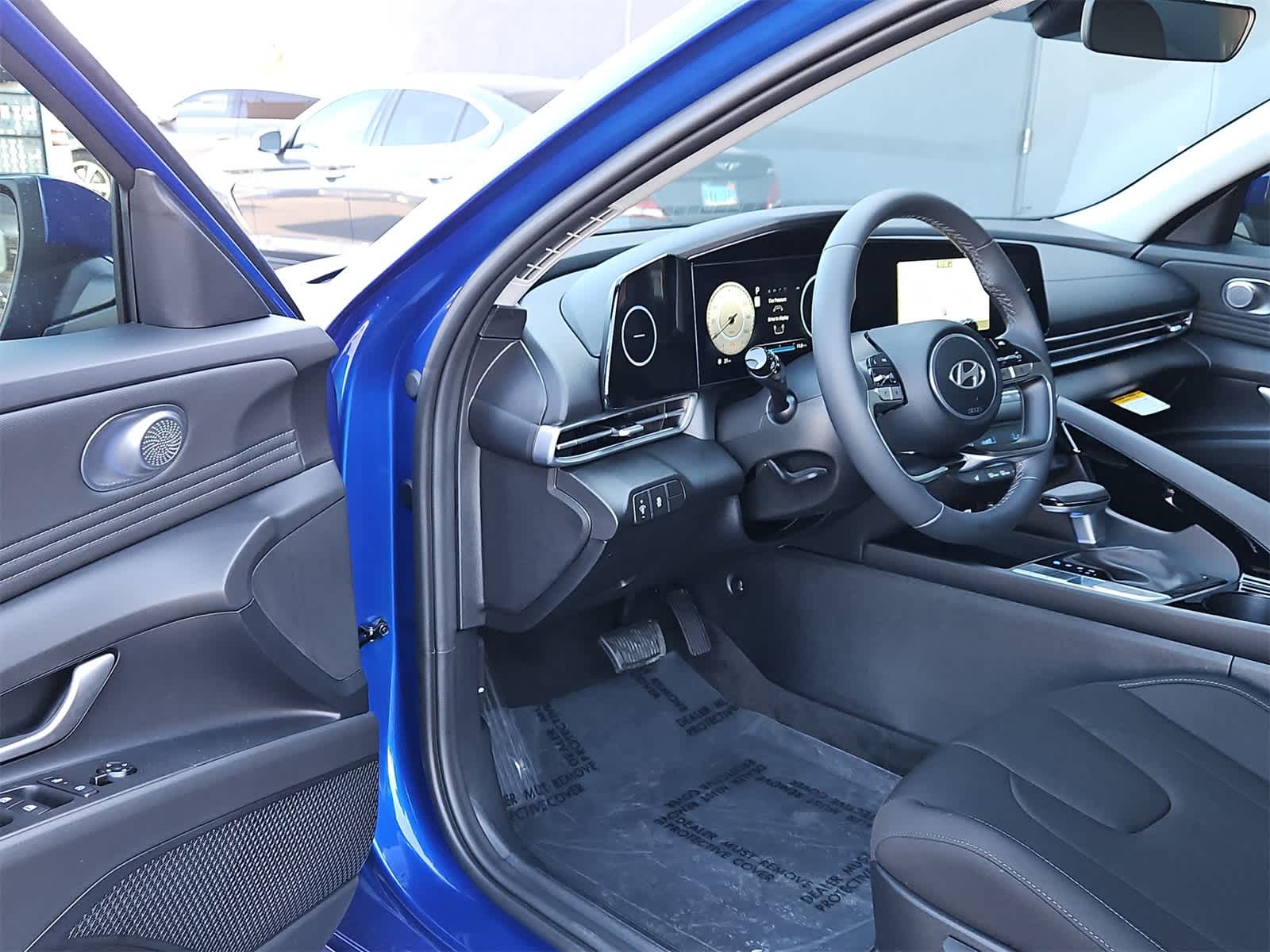 Thumbnail: 2025 Hyundai Elantra - 10