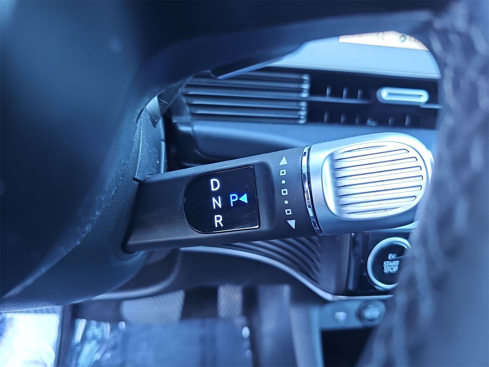 Thumbnail: 2022 Hyundai Ioniq 5 - 21