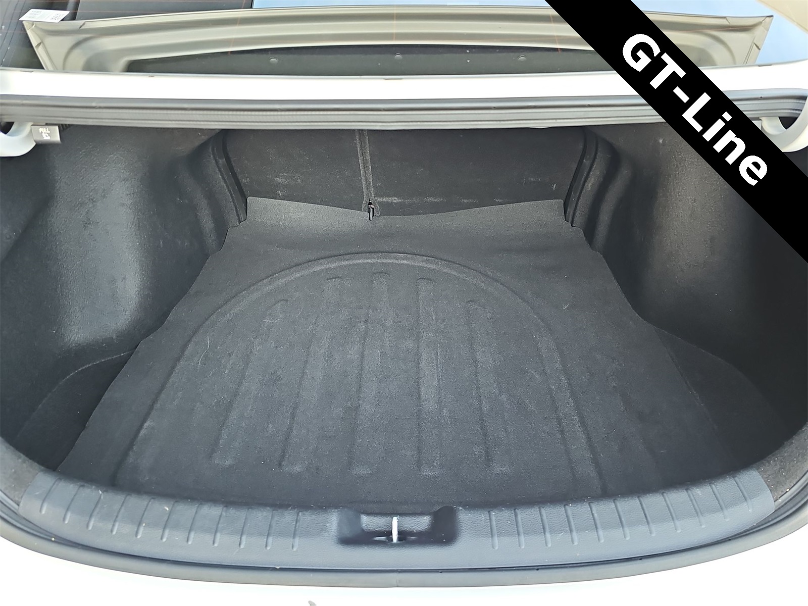 Thumbnail: 2023 Kia Forte - 23