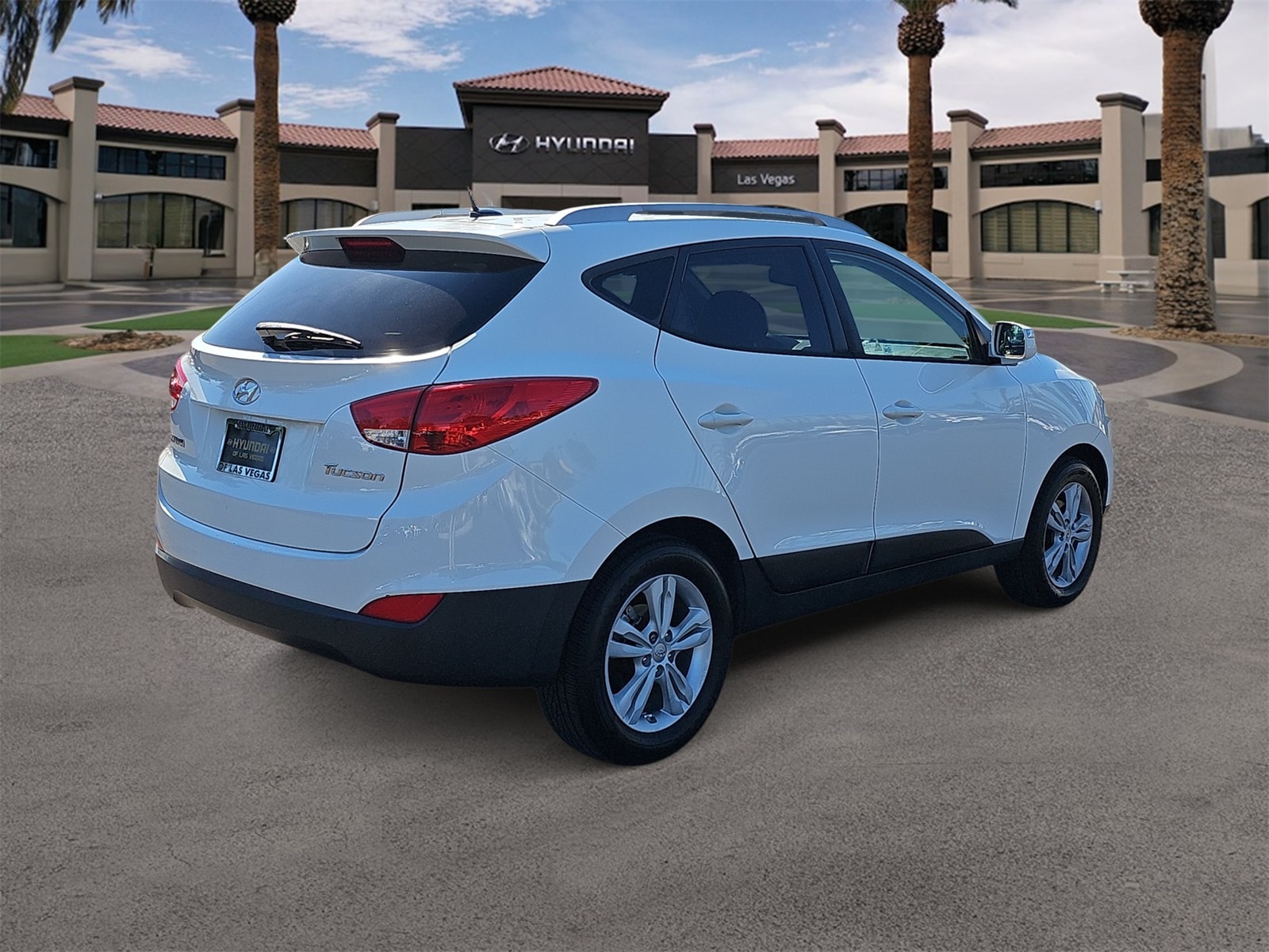 Thumbnail: 2013 Hyundai Tucson - 8