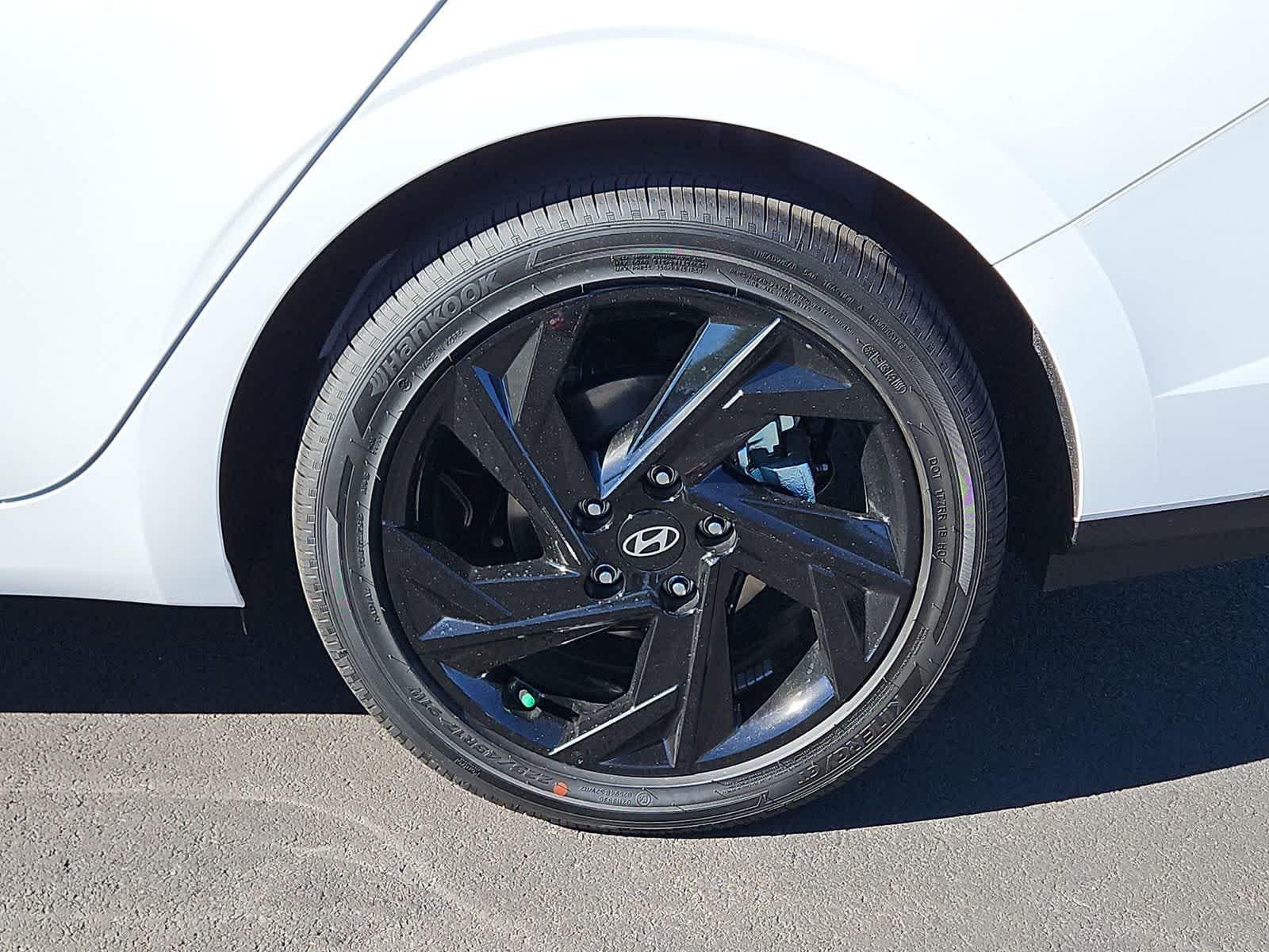 Thumbnail: 2026 Hyundai Elantra - 12