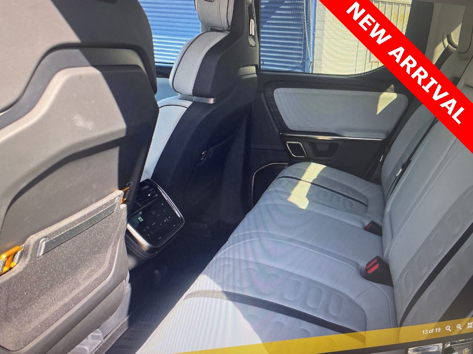 Thumbnail: 2022 Rivian R1T - 12