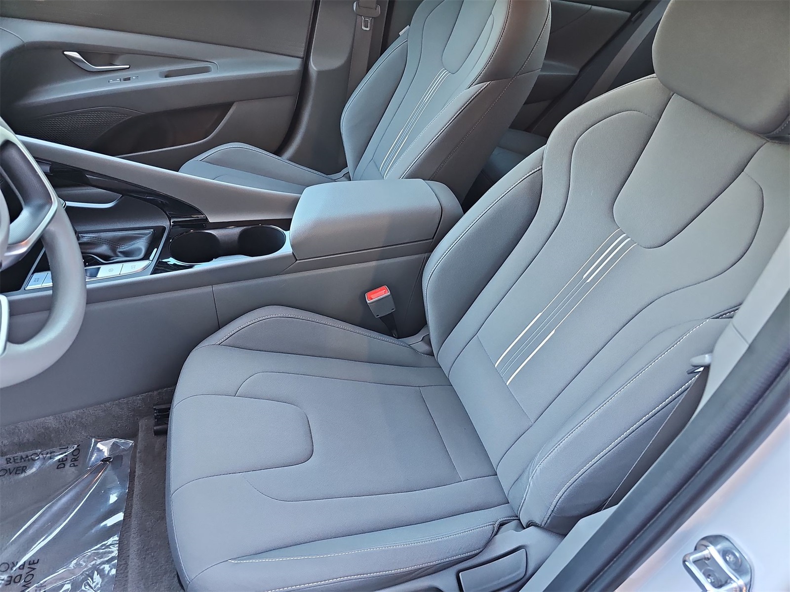 Thumbnail: 2024 Hyundai Elantra - 15