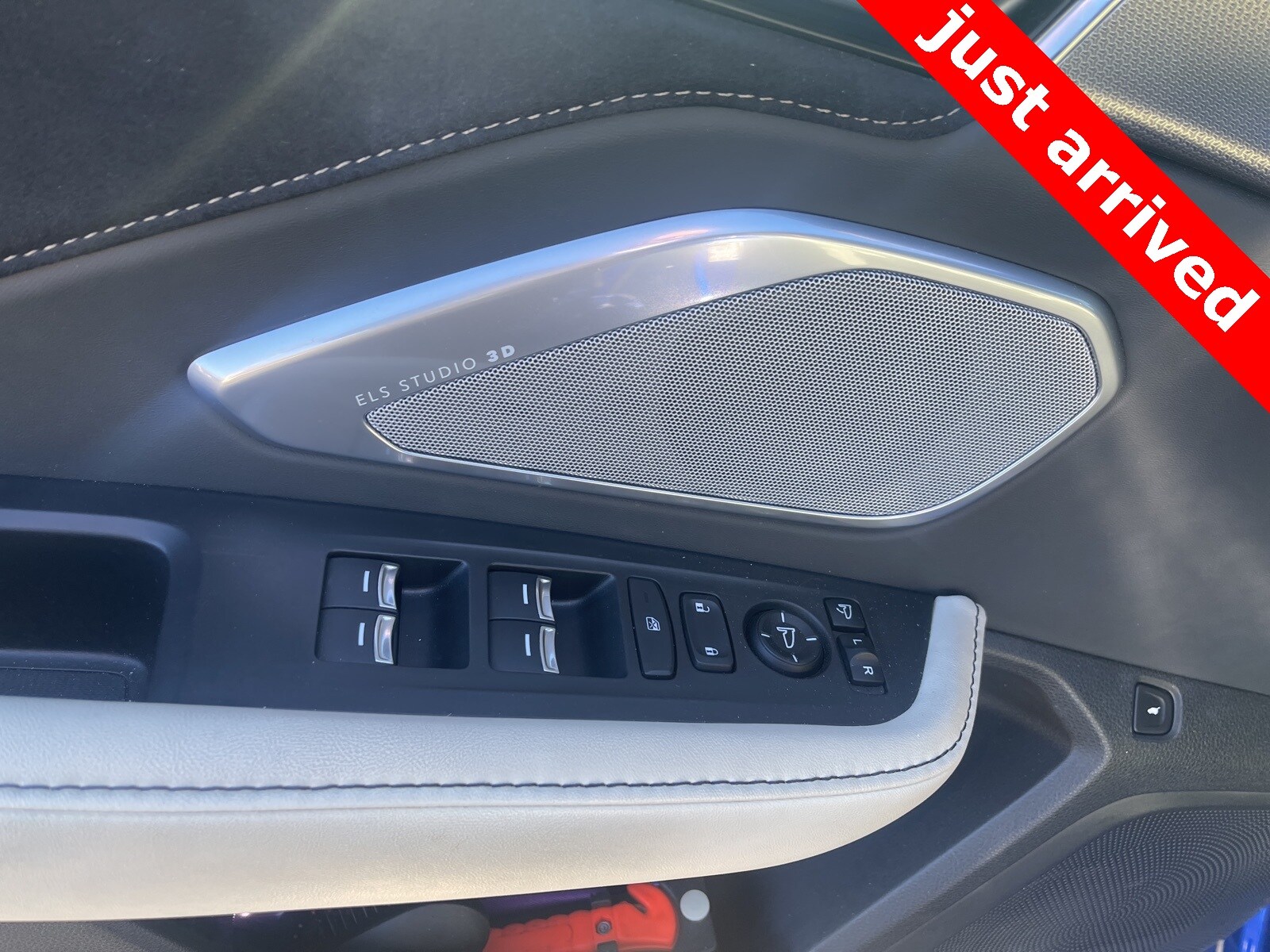 Thumbnail: 2022 Acura RDX - 10