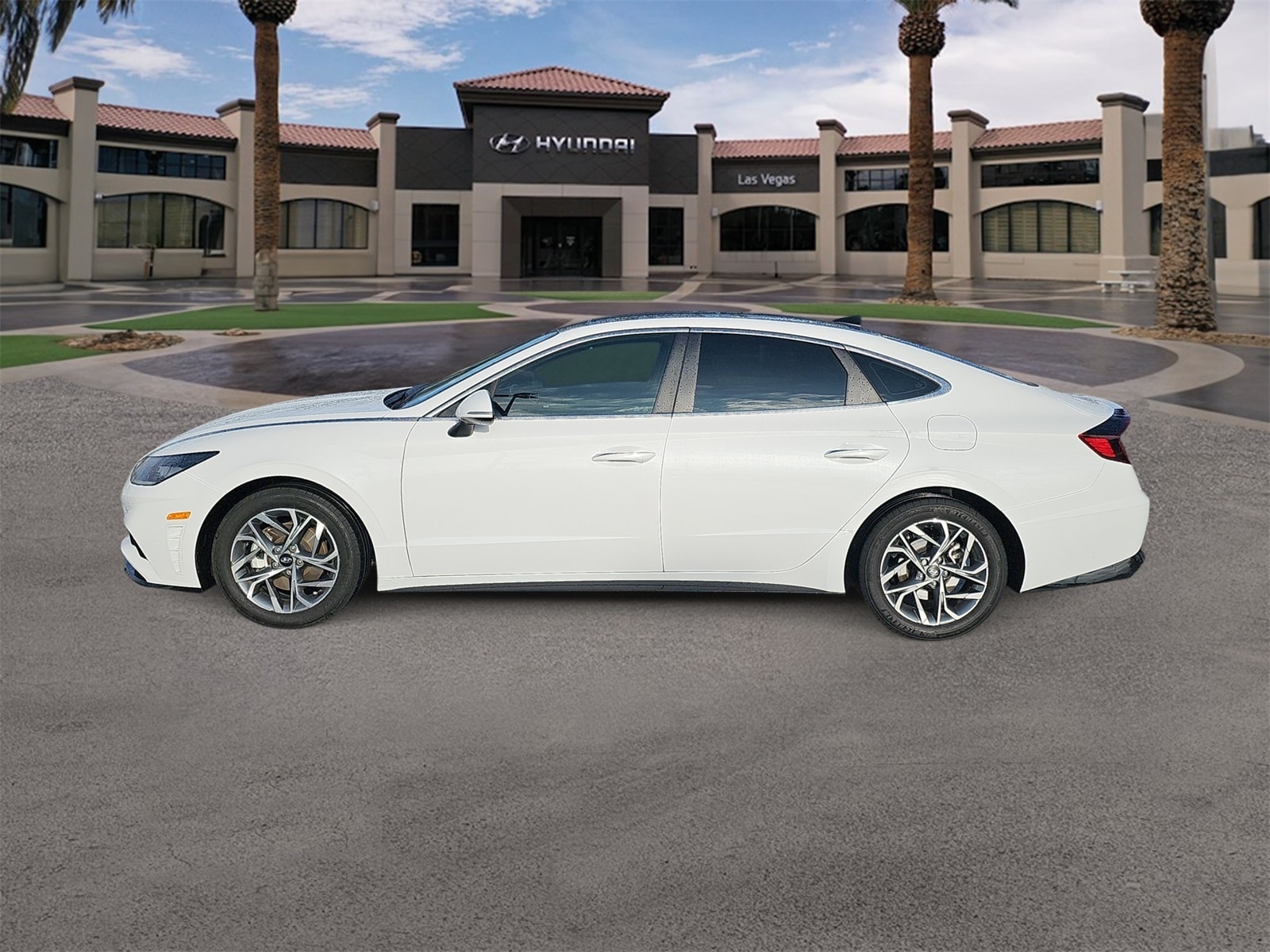 Thumbnail: 2023 Hyundai Sonata - 5