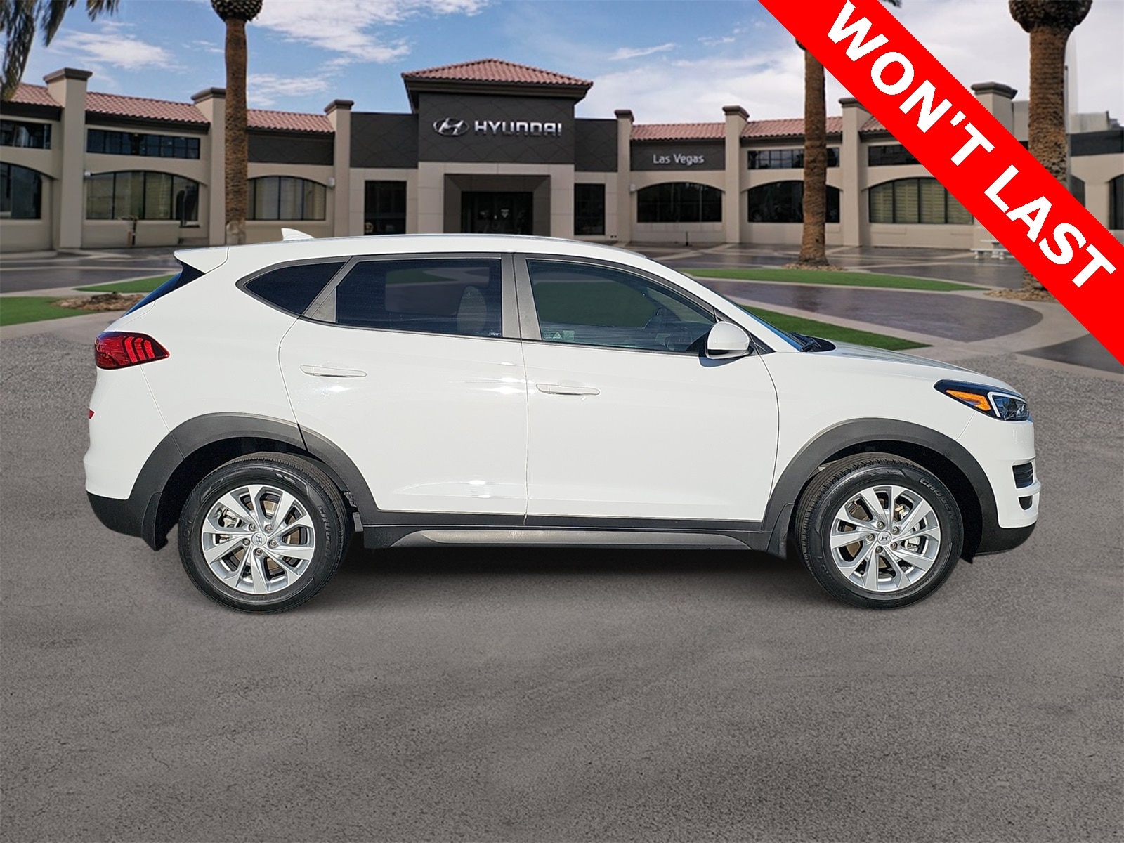 Thumbnail: 2020 Hyundai Tucson - 9